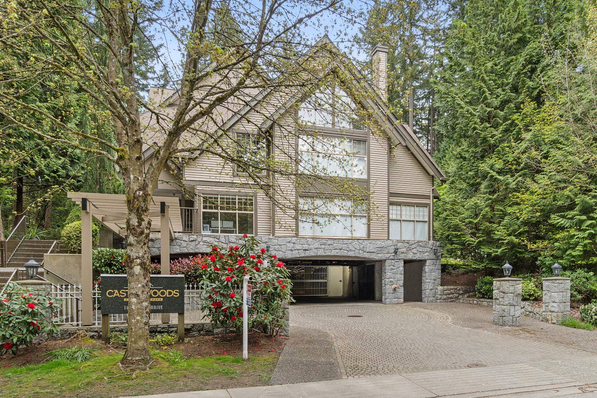 104 180 RAVINE DRIVE, R3122156, BC,