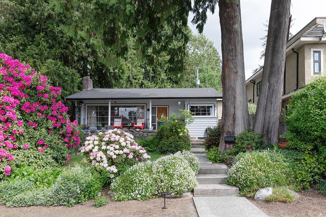 322 E 25TH STREET, North Vancouver BC V7N 1A3, R3122175, BC,