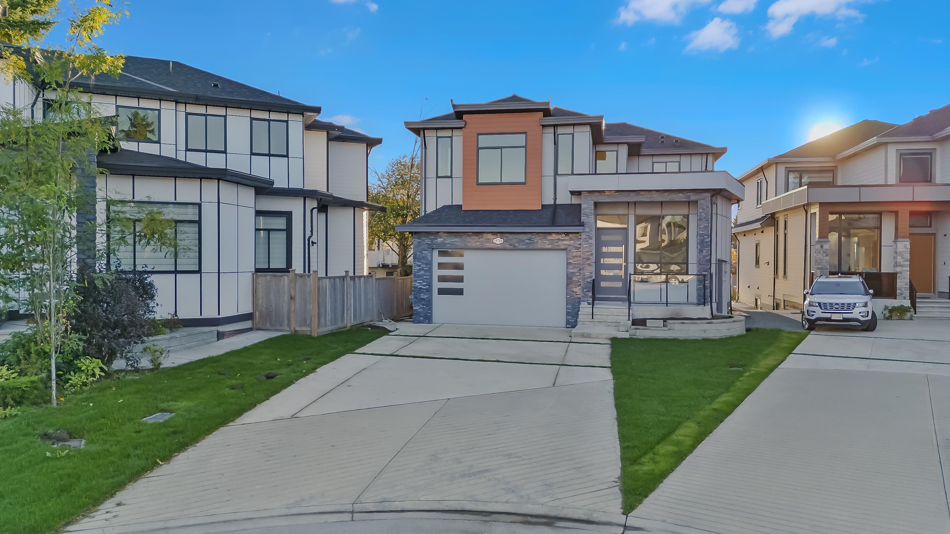 18764 62A AVENUE, Surrey BC V3S 7V8, R3122186, BC,