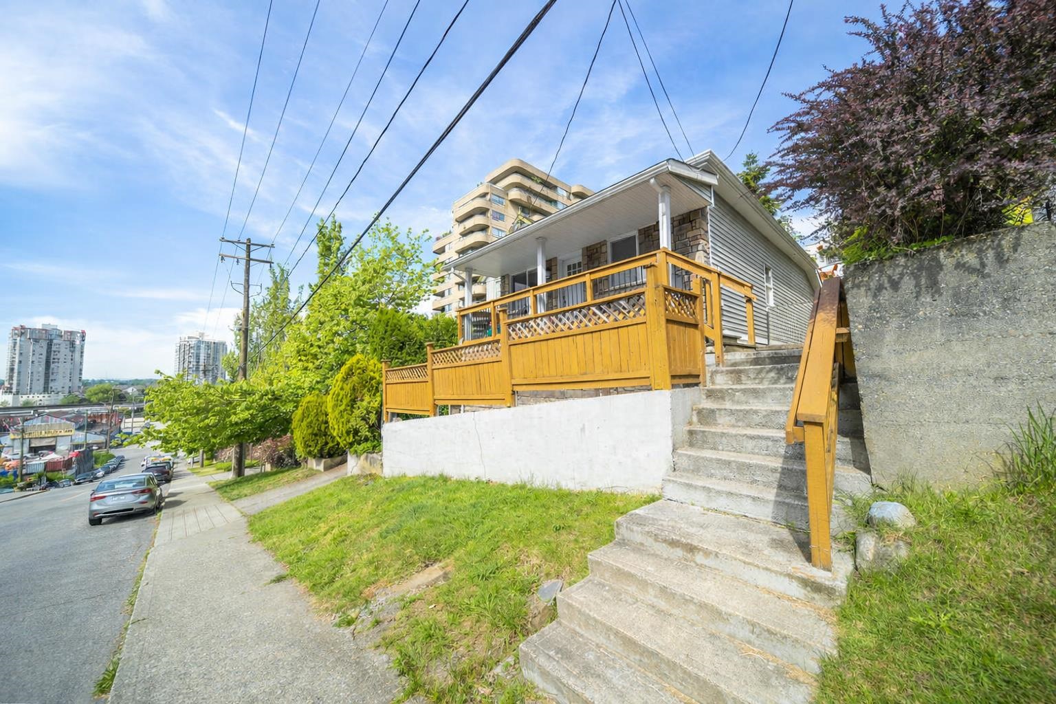 1011 AUCKLAND STREET, New Westminster BC V3M 1K9, R3122392, BC,