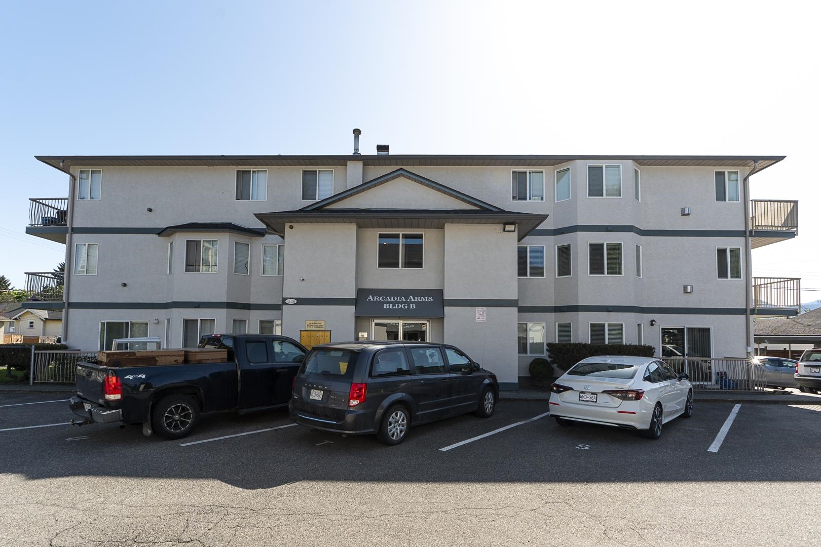 17 46160 PRINCESS AVENUE, R3122682, BC,