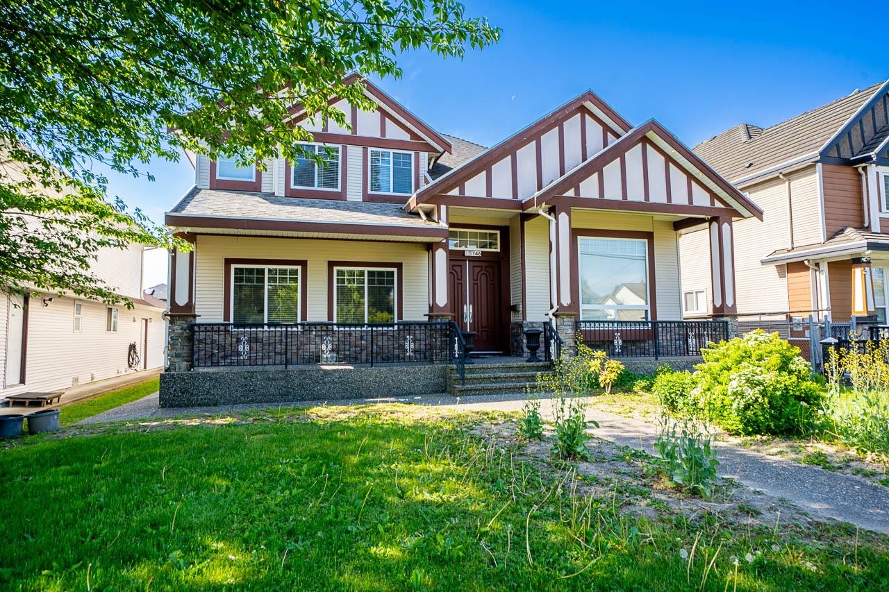 15746 84 AVENUE, Surrey BC V4N 0W3, R3122789, BC,