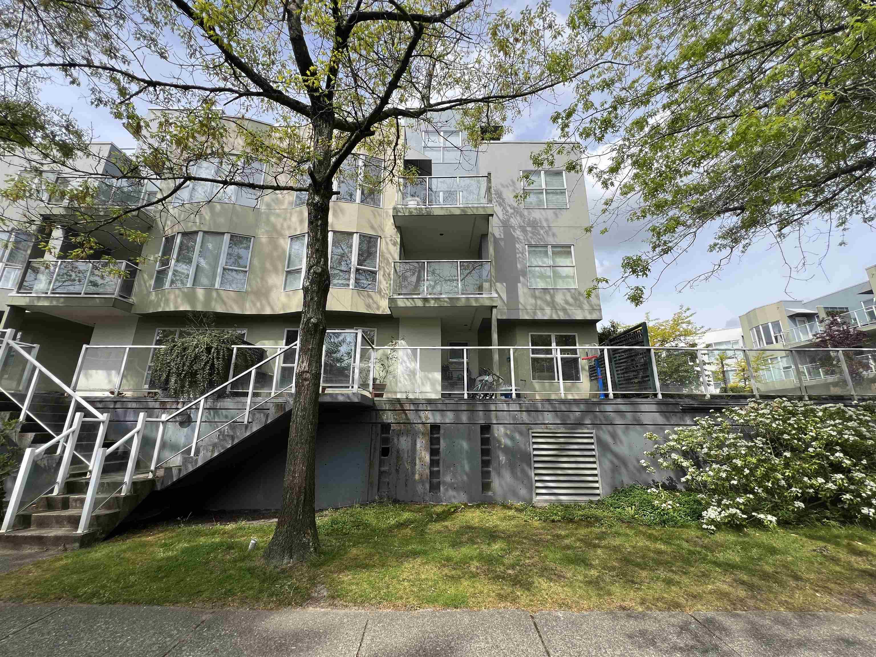 120 8620 JONES ROAD, R3122871, BC,