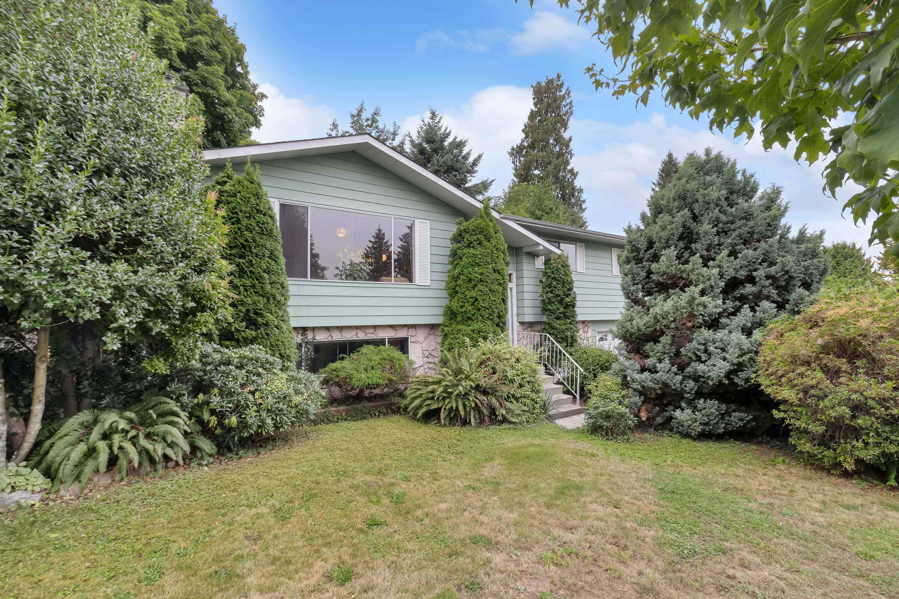 11138 84B AVENUE, Delta BC V4C 3Y8, R3122919, BC,