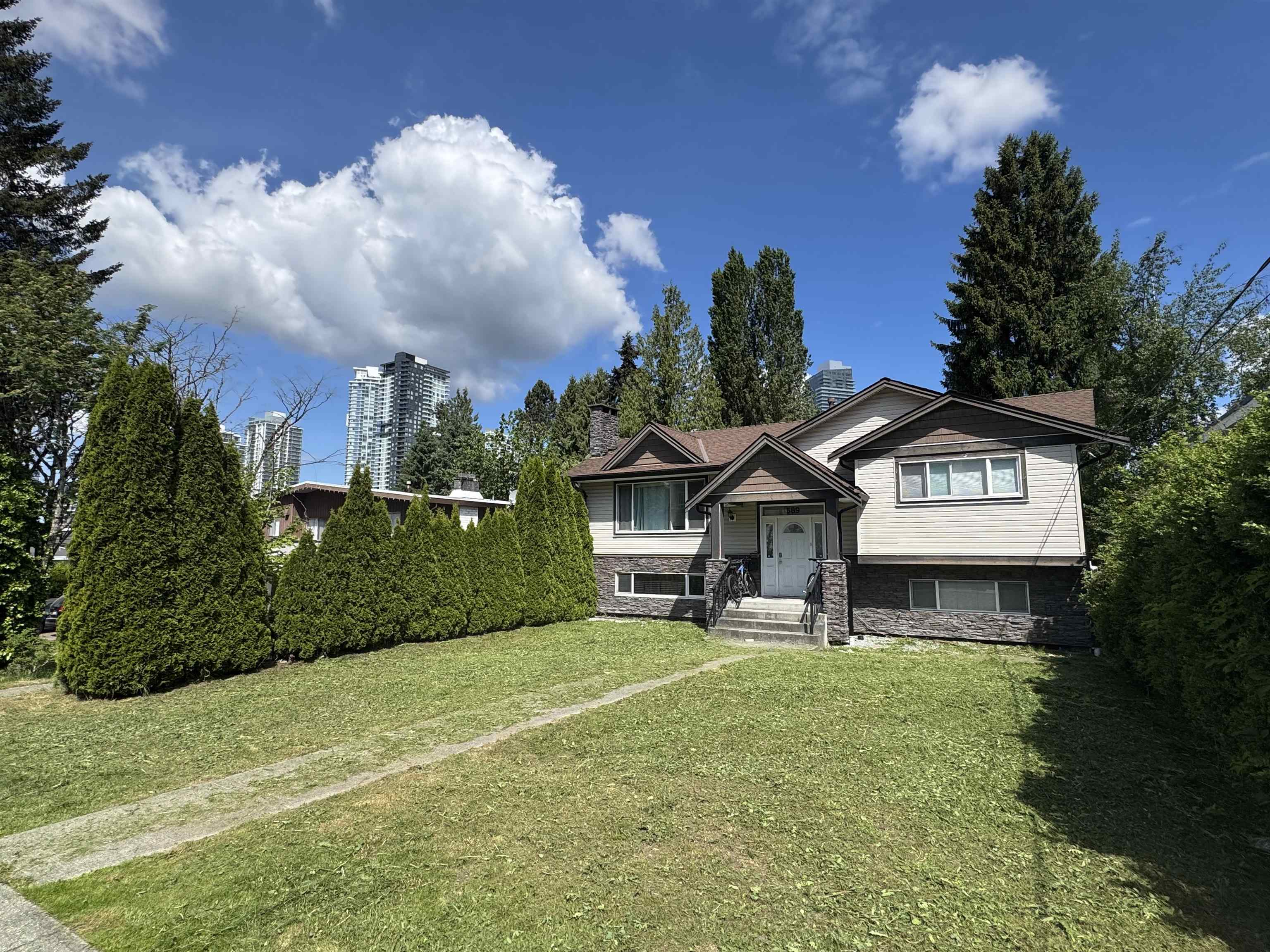 589 FOSTER AVENUE, Coquitlam BC V3J 2L6, R3123020, BC,