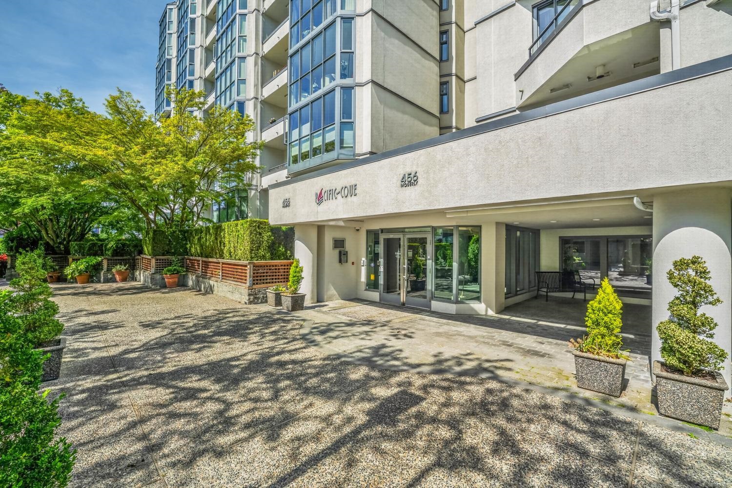 305 456 MOBERLY ROAD, R3123242, BC,