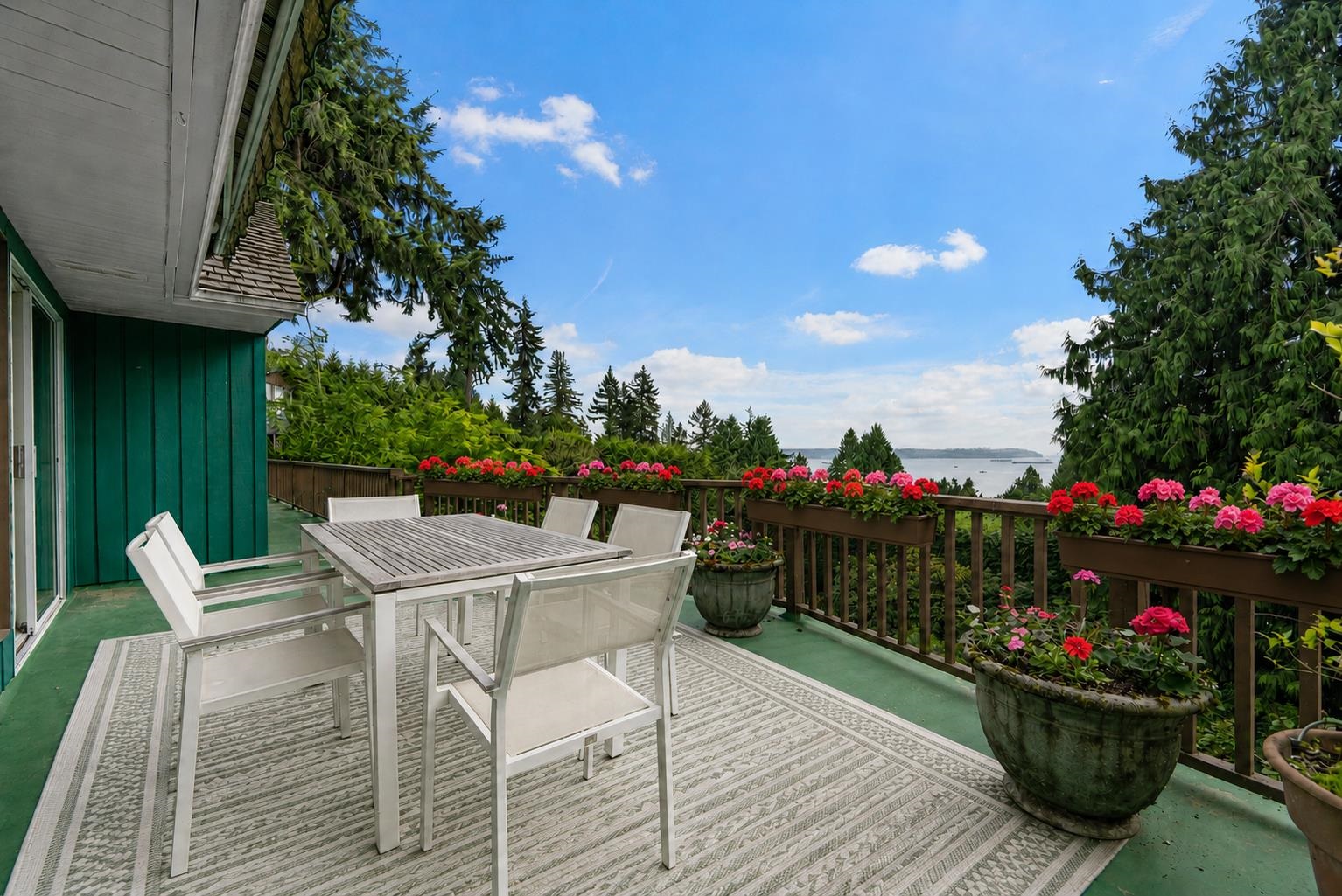 2660 QUEENS AVENUE, West Vancouver BC V7V 2Z1, R3123244, BC,