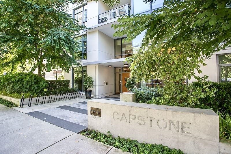202 135 2ND STREET, R3123303, BC,