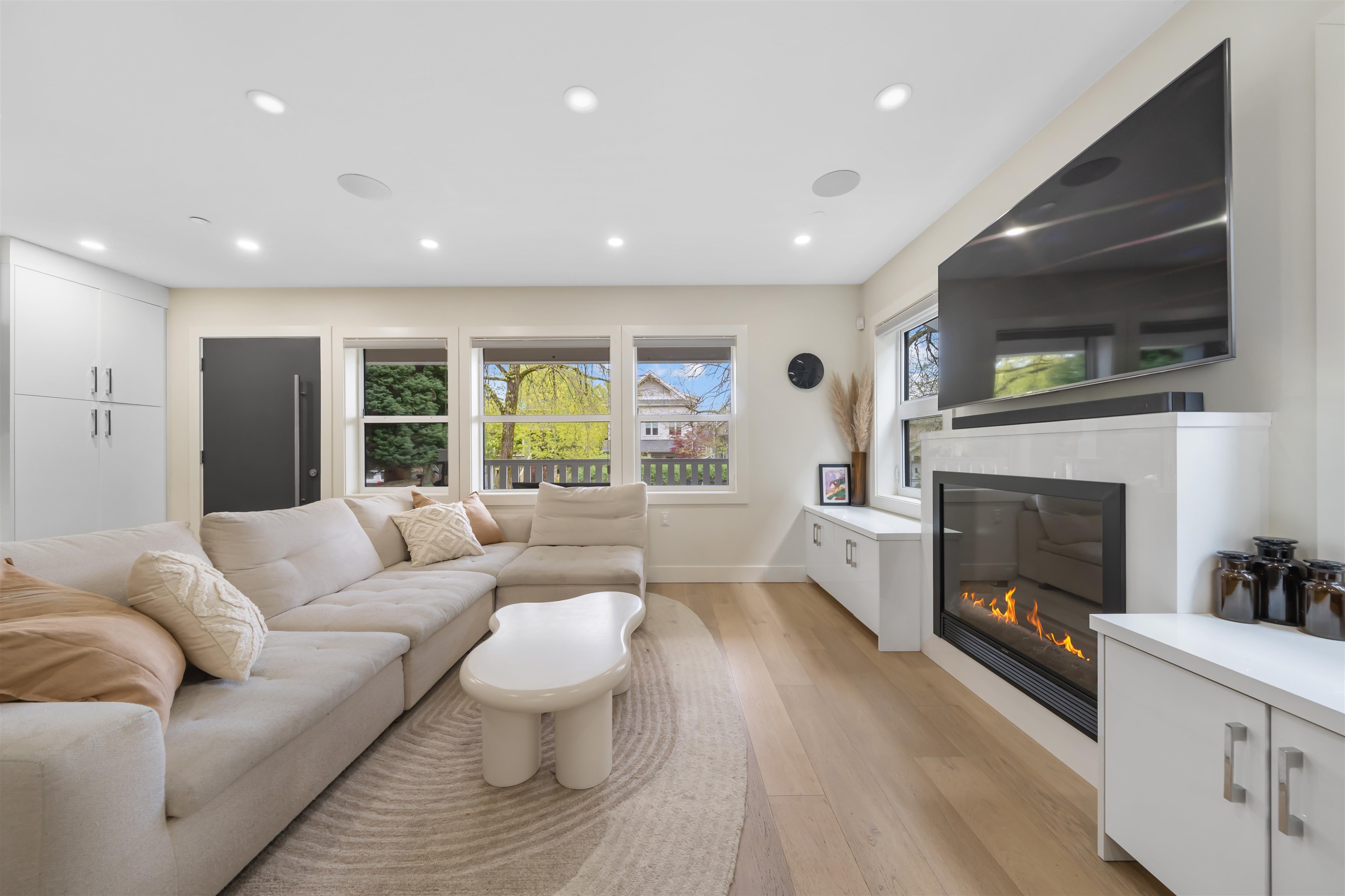 1758 E 14TH AVENUE, Vancouver BC V5N 2E2, R3123324, BC,