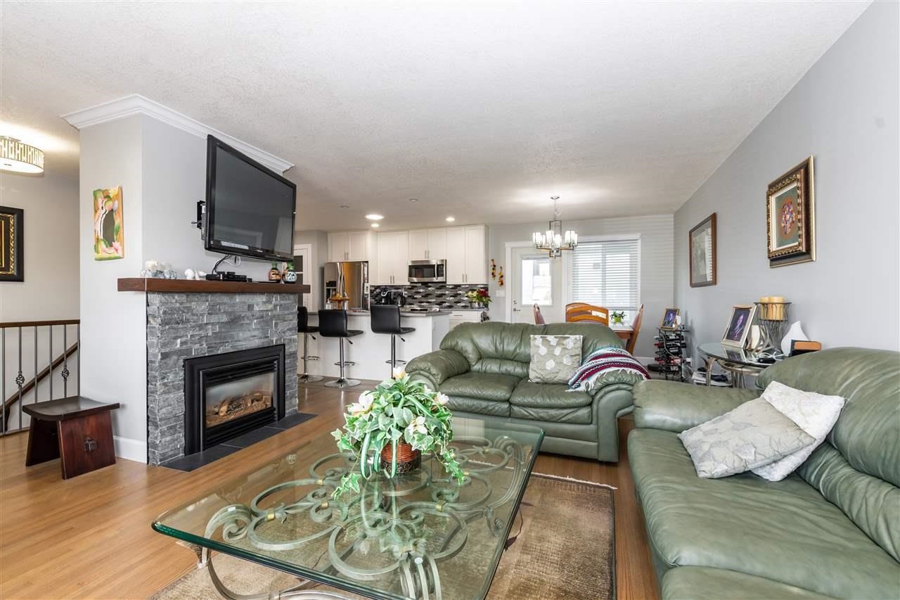7407 CRESTWOOD DRIVE, Chilliwack BC V2R 1K2, R3123330, BC,