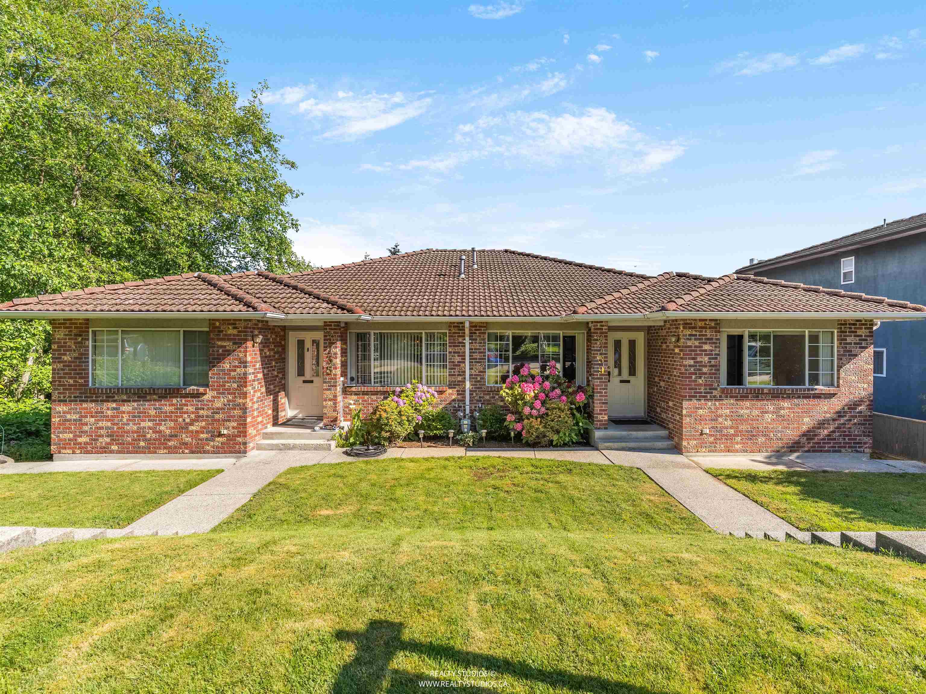 3735-39 DOMINION STREET, Burnaby BC V5G 1B8, R3123452, BC,