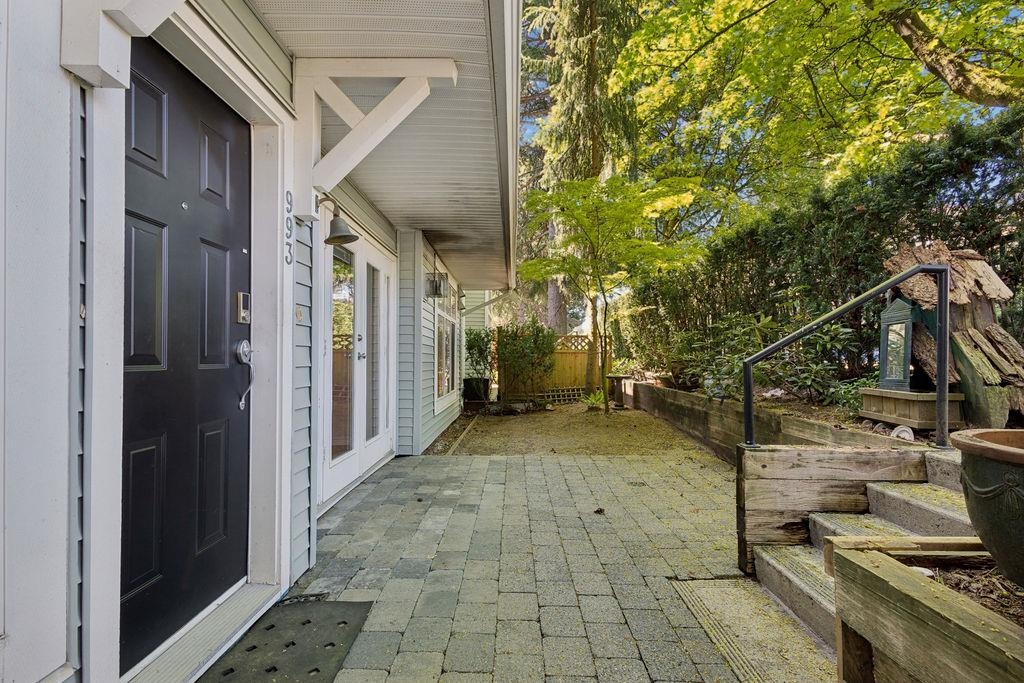 993 LYNN VALLEY ROAD, North Vancouver BC V7J 1Z6, R3123541, BC,