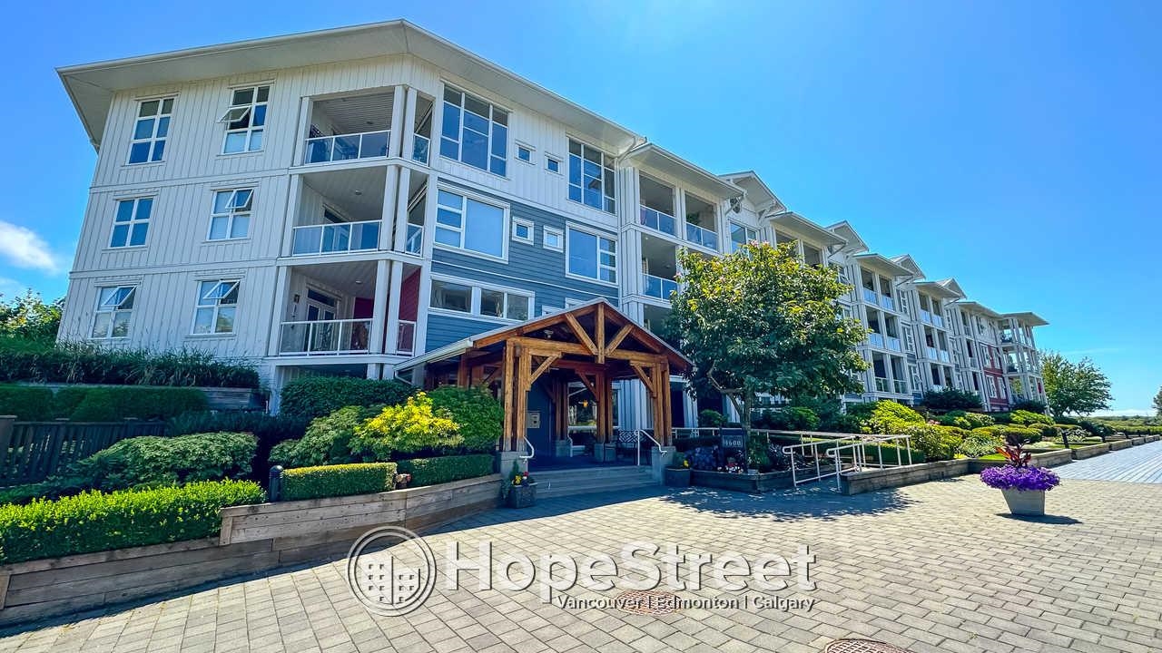 221 4600 WESTWATER DRIVE, R3123634, BC,