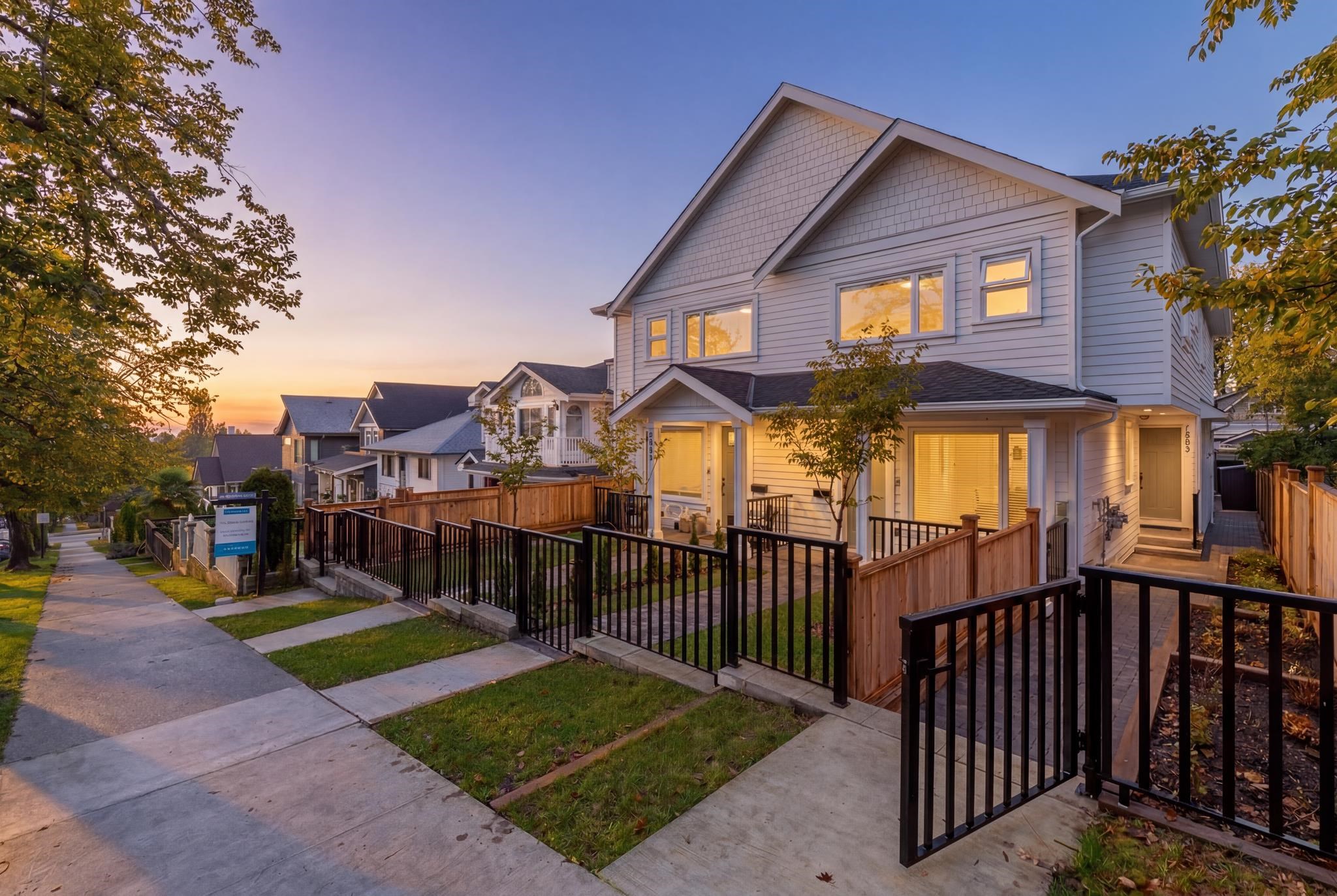 2055 E 4TH AVENUE, Vancouver BC V5N 1K5, R3123648, BC,