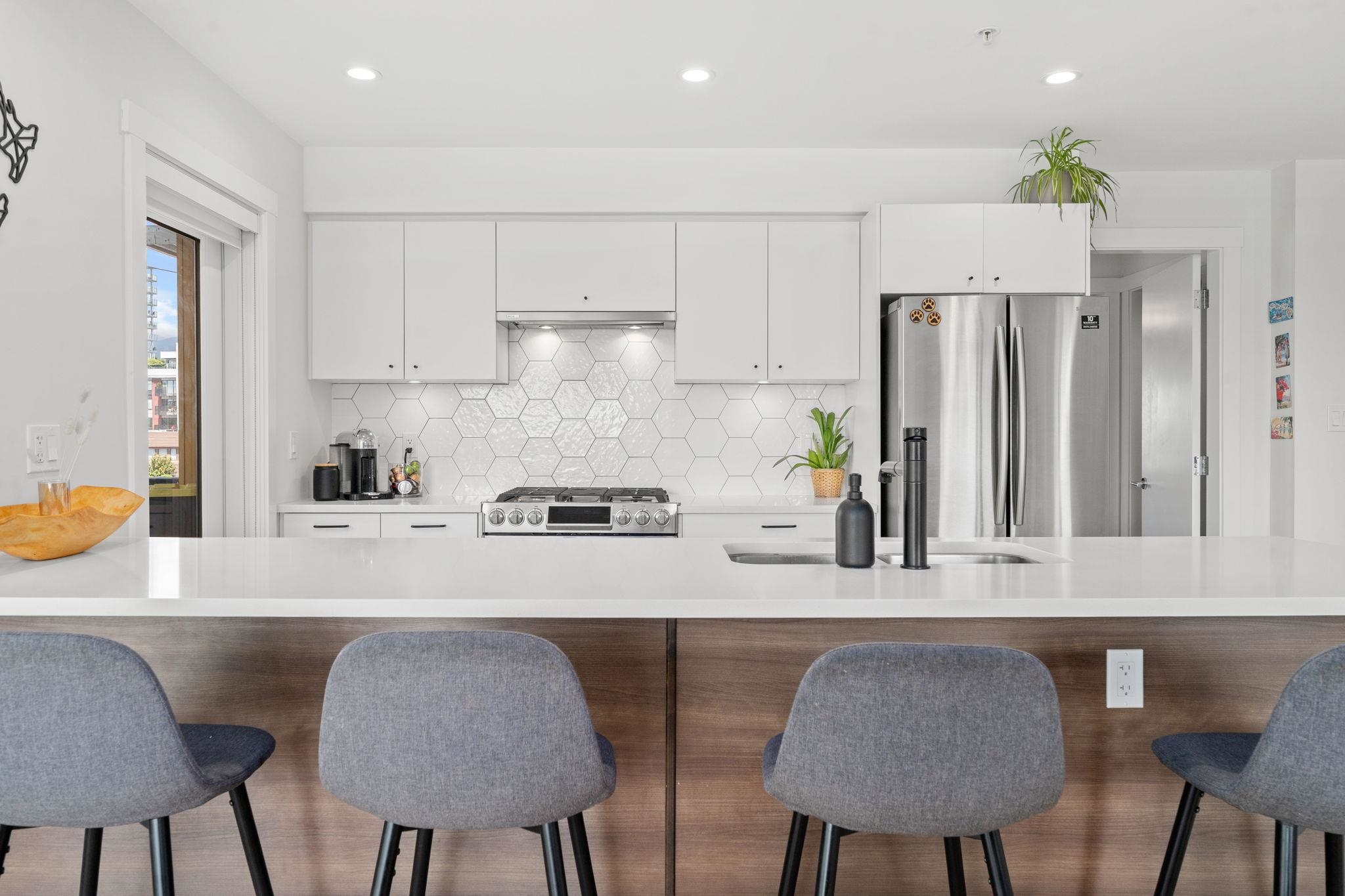 307 1519 CROWN STREET, R3123649, BC,