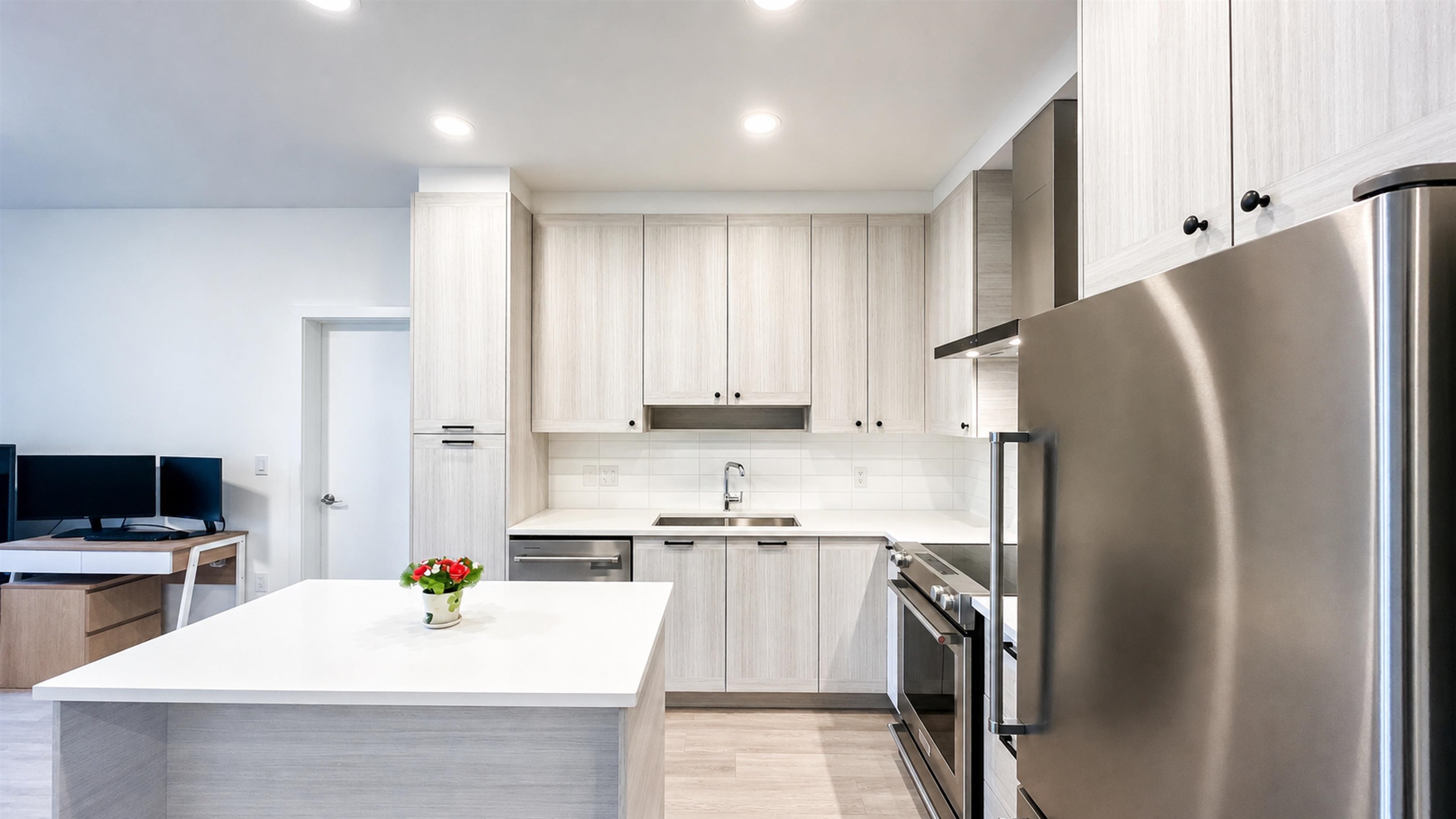 102 7133 14TH AVENUE, R3123714, BC,