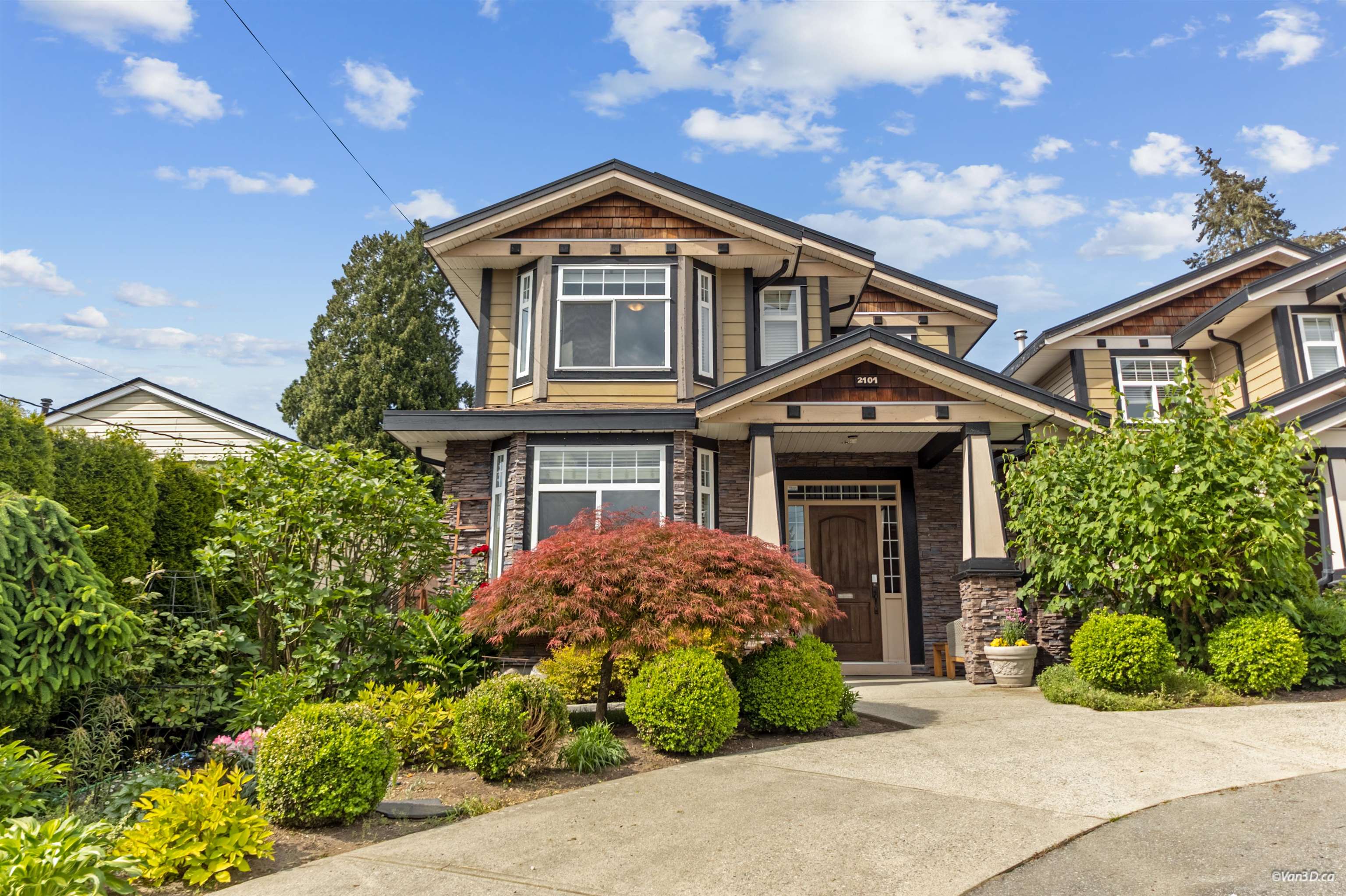 2101 LORRAINE AVENUE, Coquitlam BC V3K 2M7, R3123727, BC,