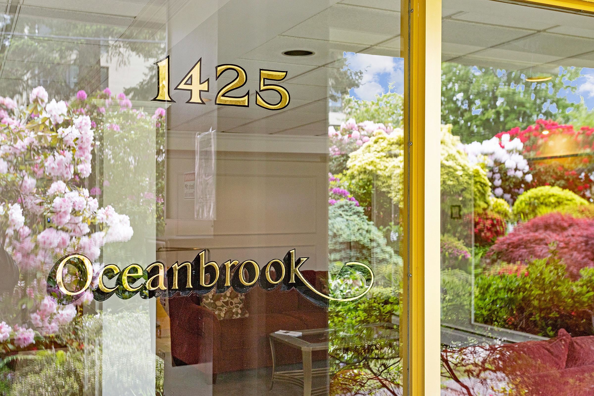 404 1425 ESQUIMALT AVENUE, R3123886, BC,