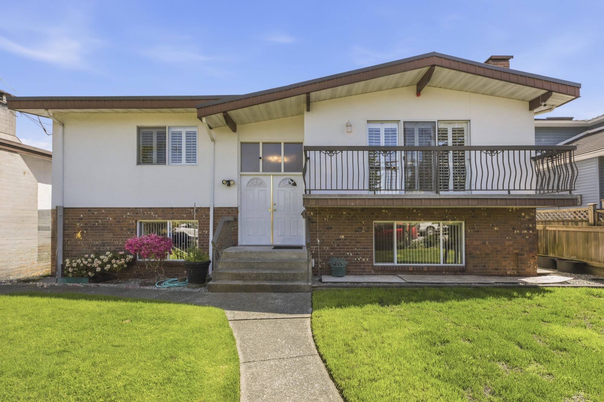 1108 CLIFF AVENUE, Burnaby BC V5A 2J7, R3123970, BC,