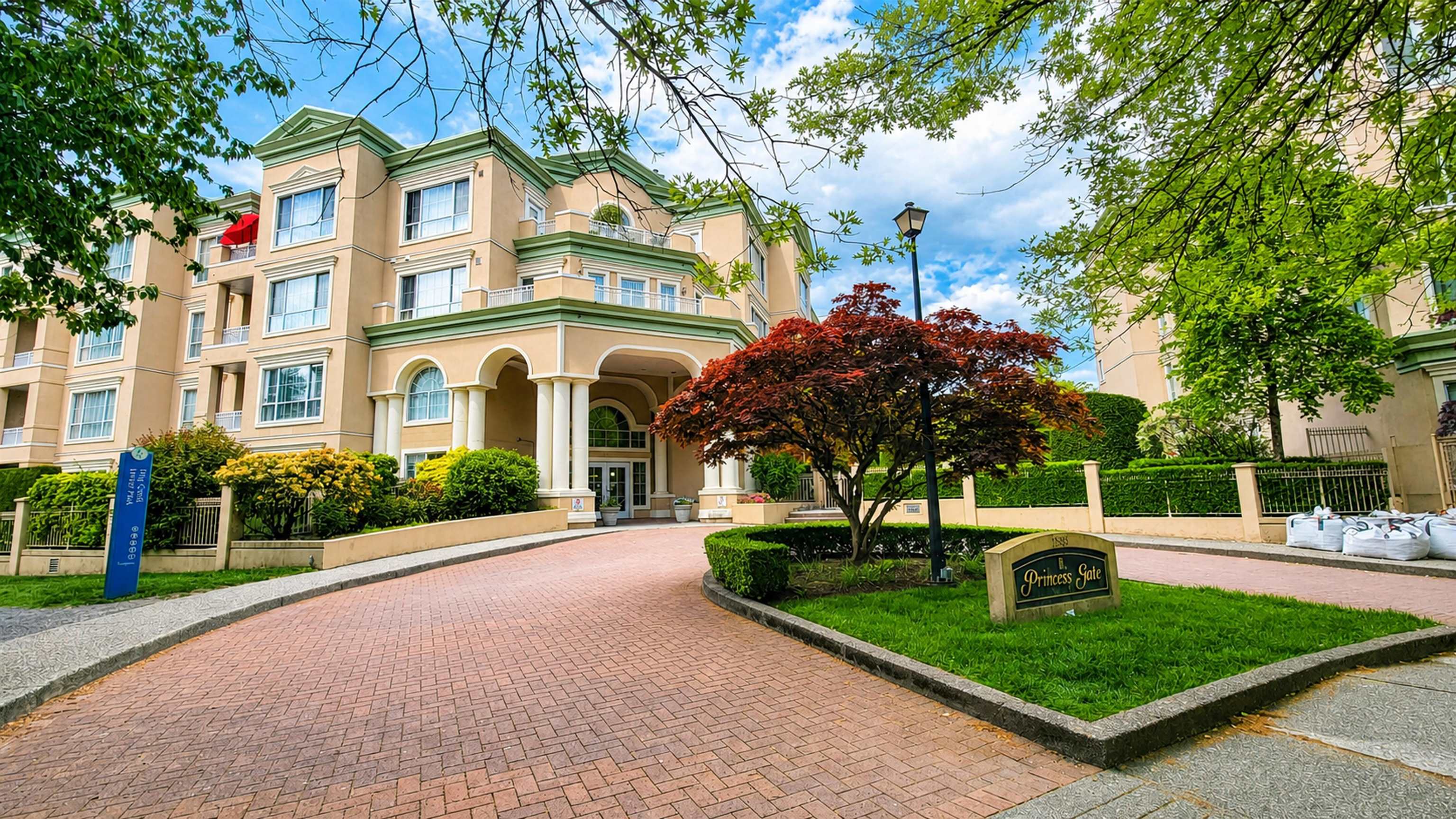 MLS® listing #R3123988 for sale located at 211 2985 PRINCESS CRESCENT