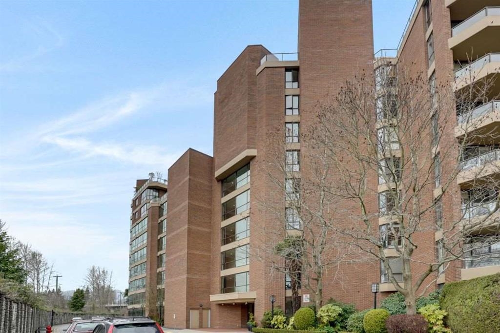 410 1490 PENNYFARTHING DRIVE, R3123995, BC,