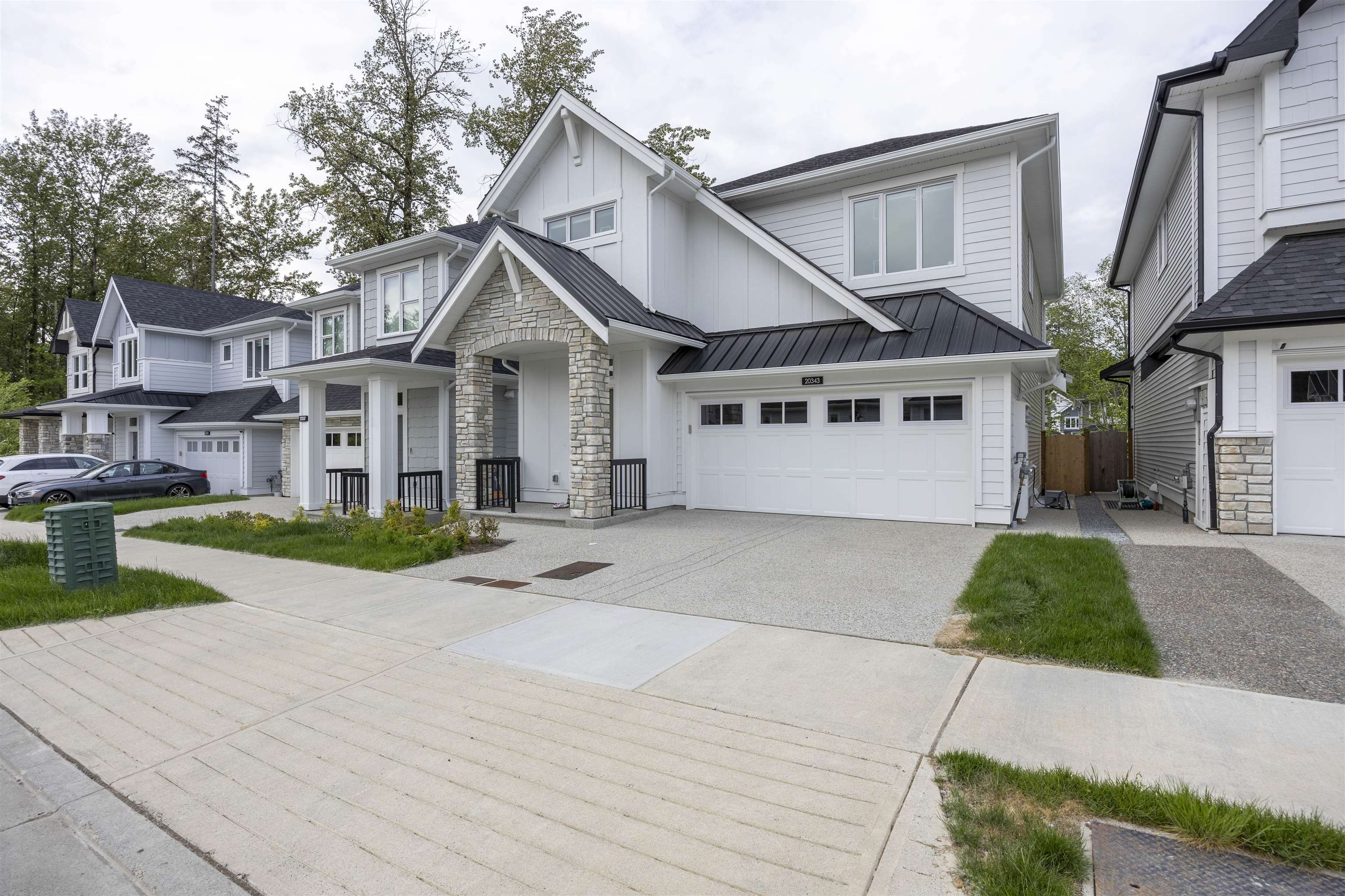 20343 76B AVENUE, Langley BC V2Y 3S9, R3124045, BC,