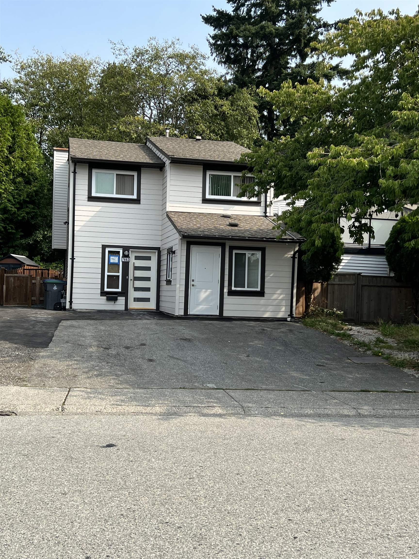 7662 125 STREET, Surrey BC V3W 7W4, R3124085, BC,