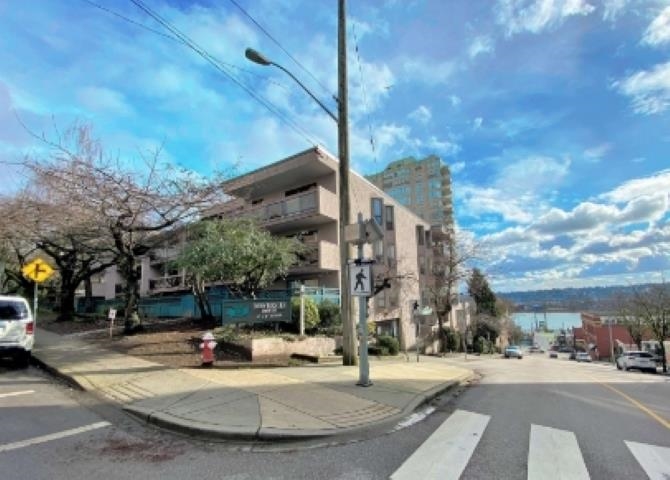204 45 4TH STREET, R3124090, BC,