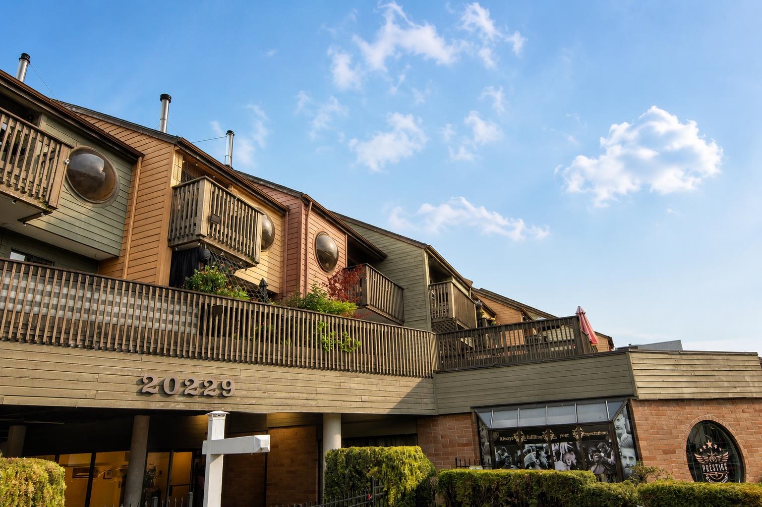 4 20229 FRASER HIGHWAY, R3124094, BC,