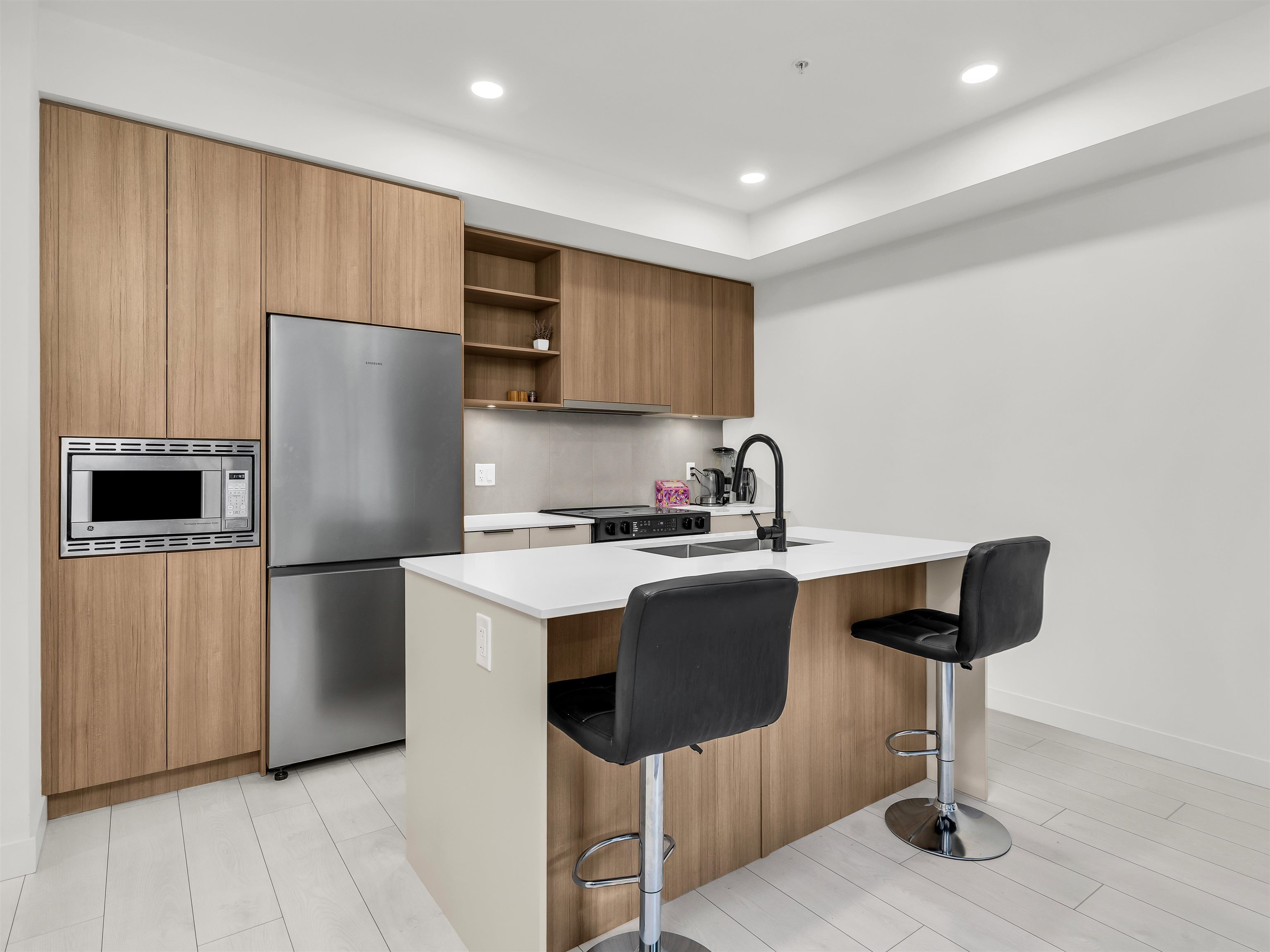 MLS® listing #R3124102 for sale located at 204 13439 94A AVENUE