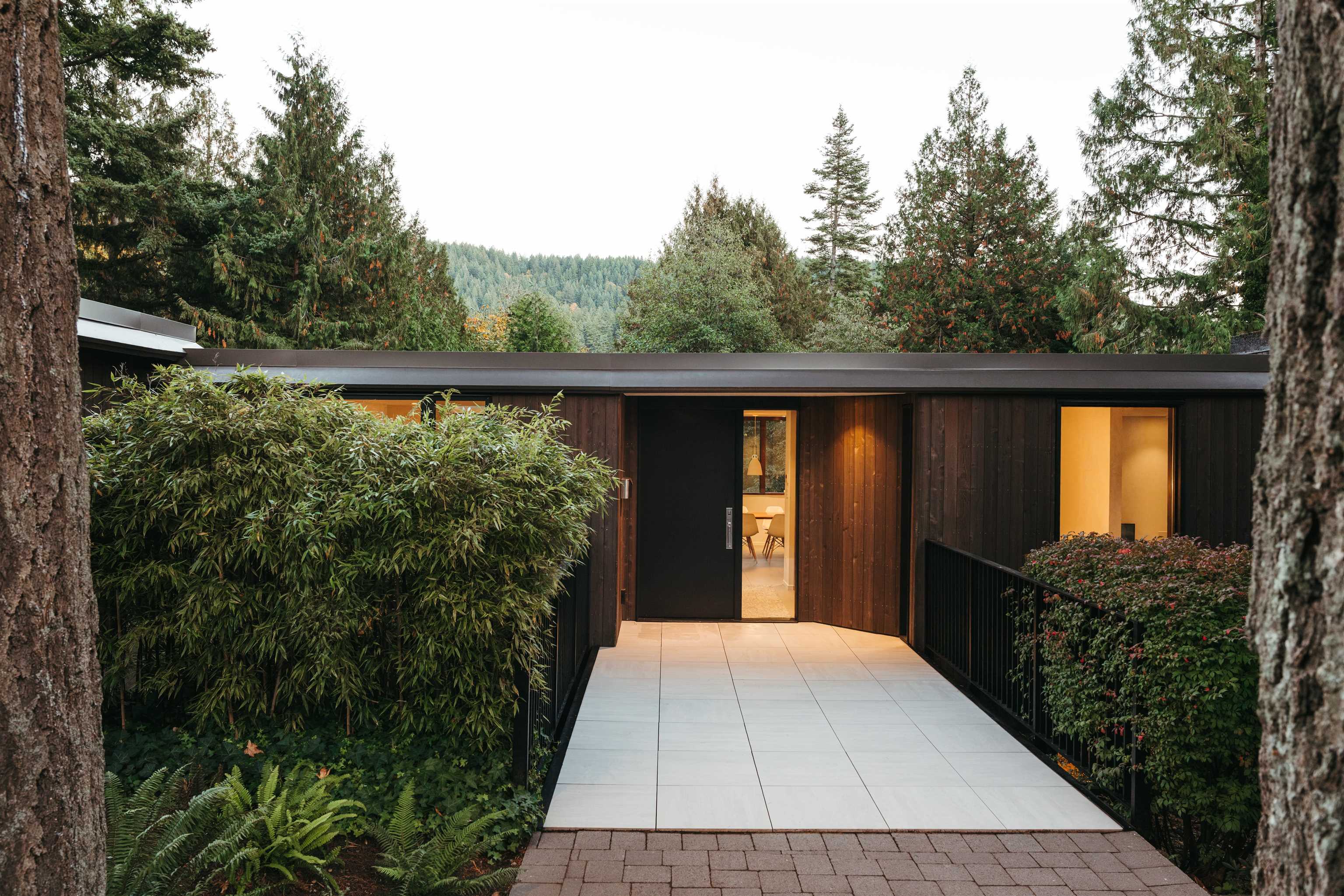 6510 MADRONA CRESCENT, West Vancouver BC V7W 2J8, R3124199, BC,