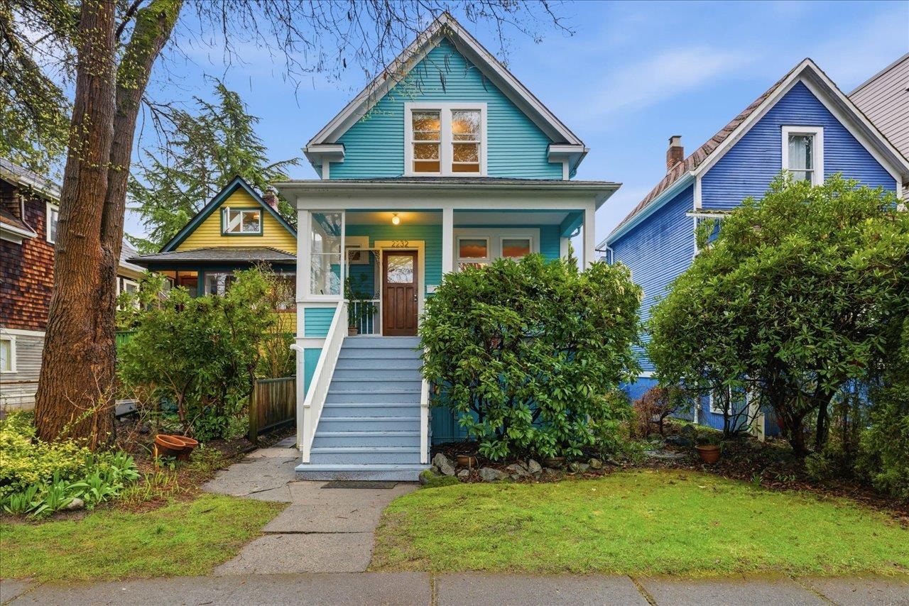 2232 W 14TH AVENUE, Vancouver BC V6K 2W1, R3124439, BC,