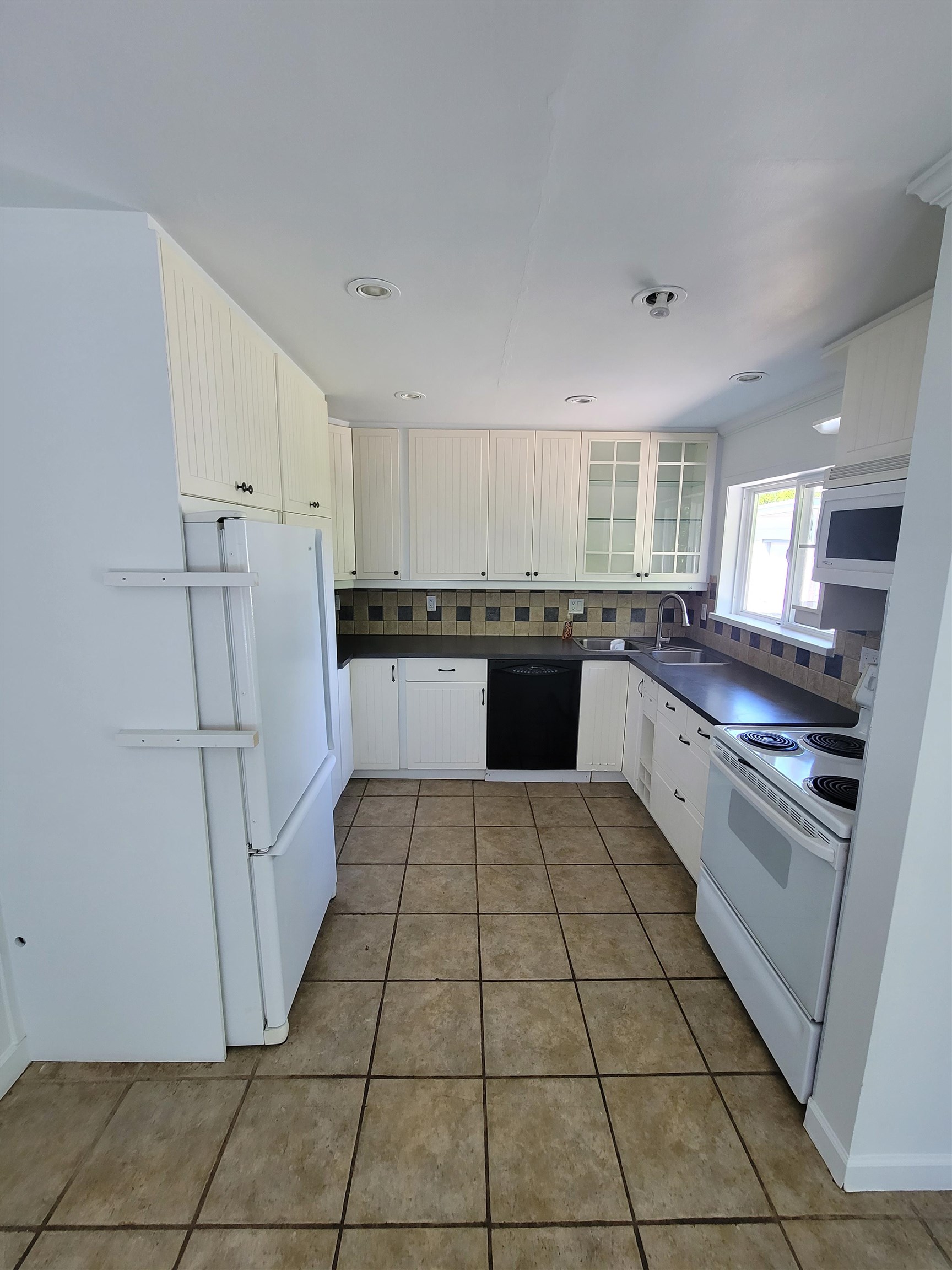15439 OXENHAM AVENUE, White Rock BC V4B 2J2, R3124643, BC,