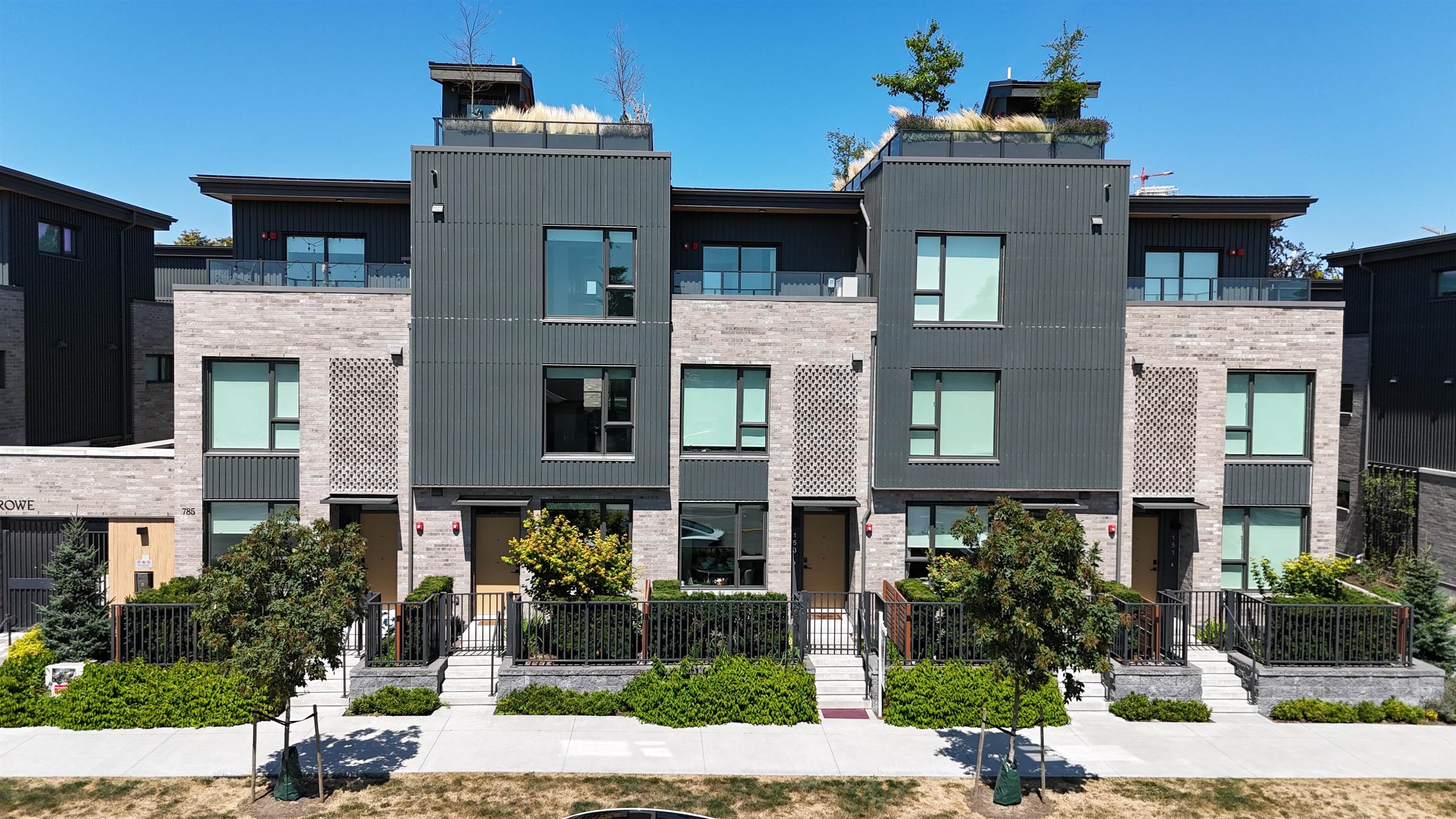 153 785 49TH AVENUE, R3124825, BC,