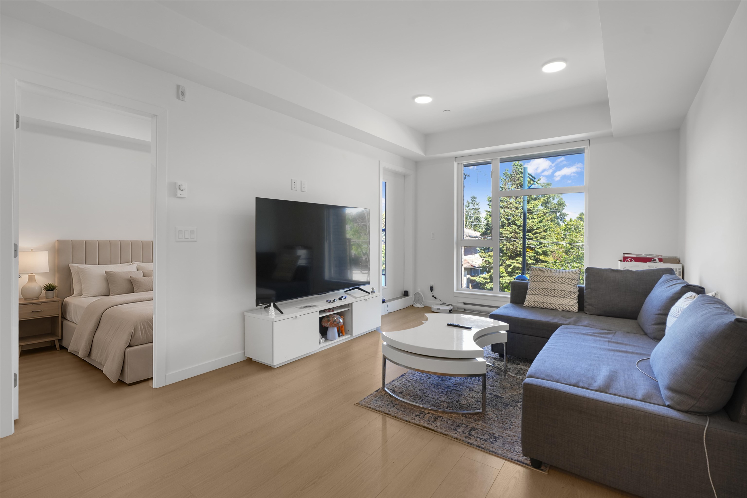 E206 10829 140 STREET, R3124892, BC,