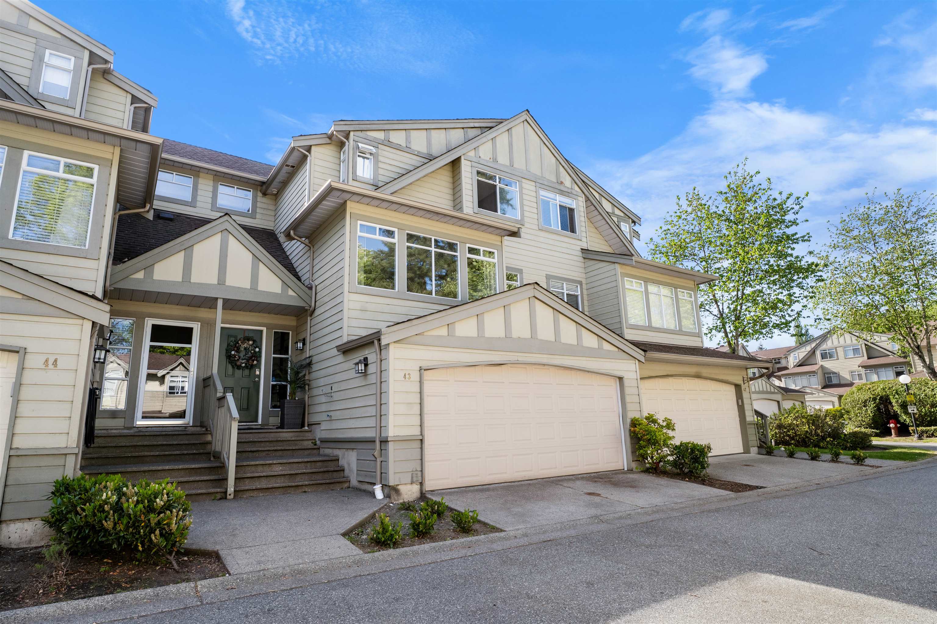 43 10238 155A STREET, R3125172, BC,