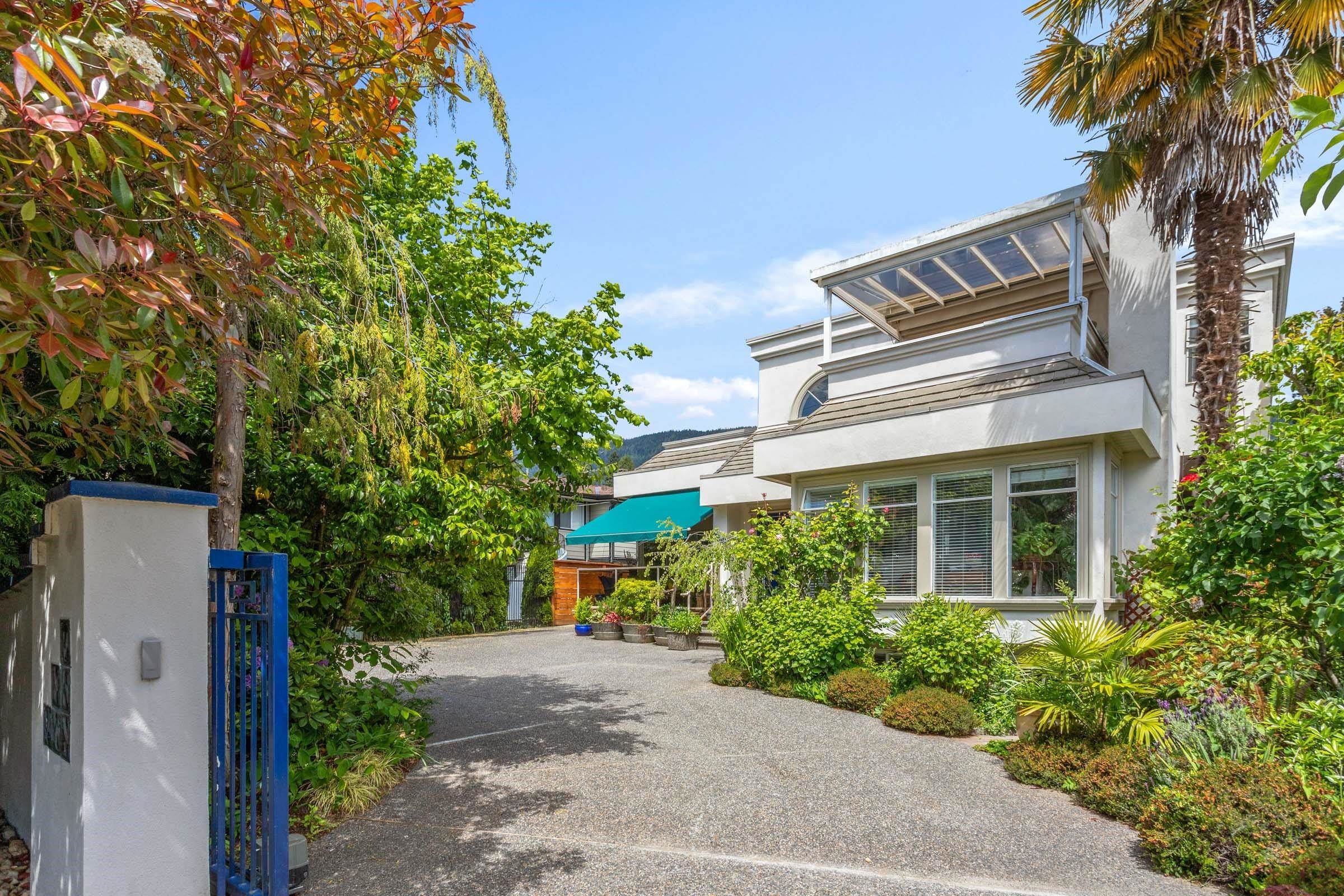 2541 MARINE DRIVE, West Vancouver BC V7V 1L5, R3125266, BC,