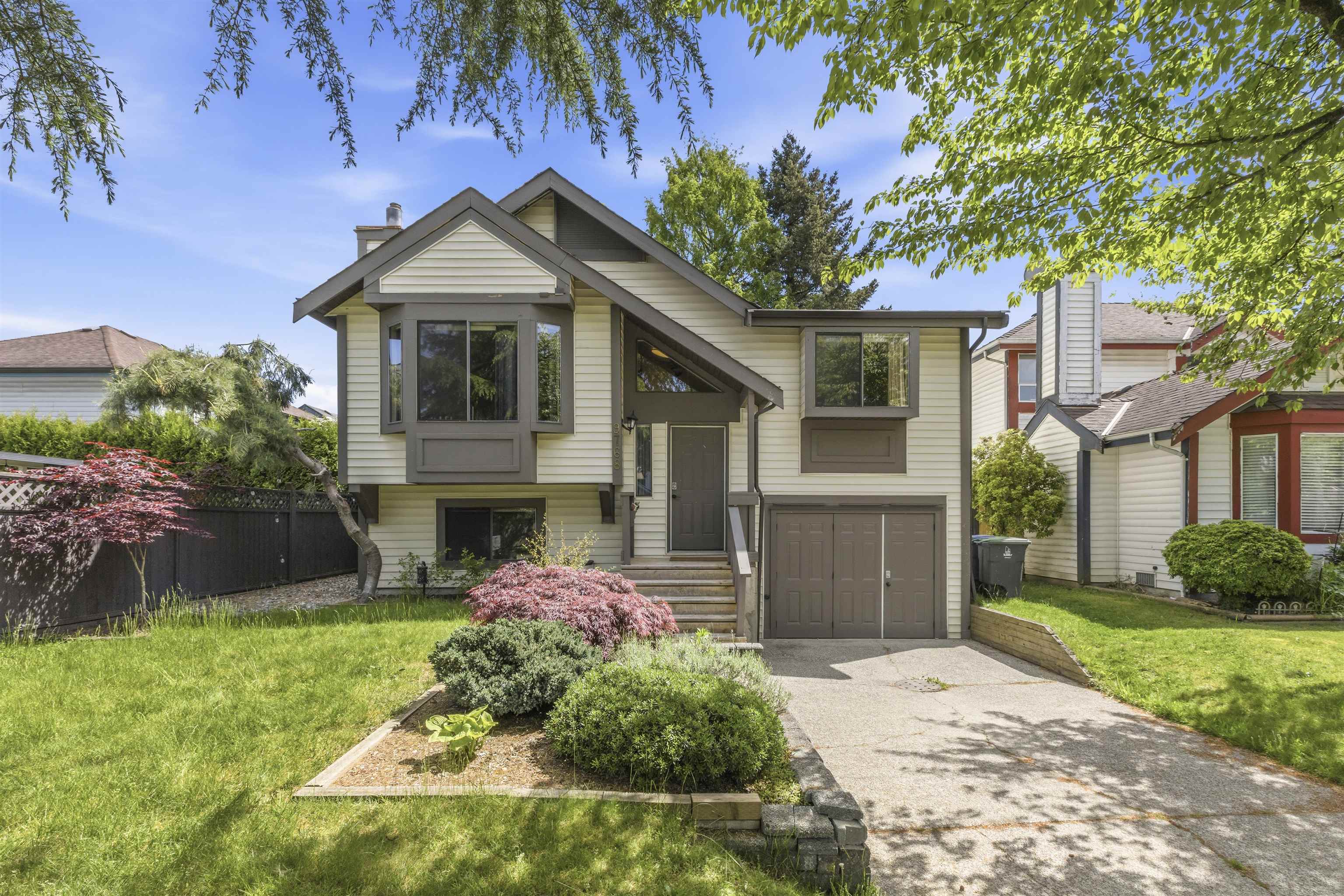9768 151A STREET, Surrey BC V3R 8W8, R3125287, BC,