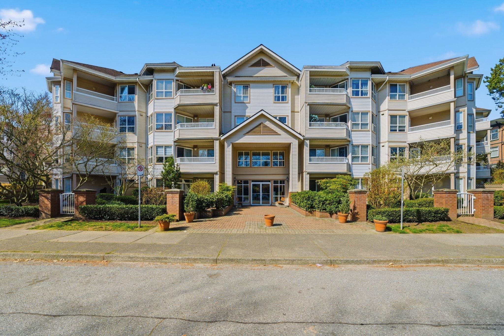 303 8139 121A STREET, R3125299, BC,
