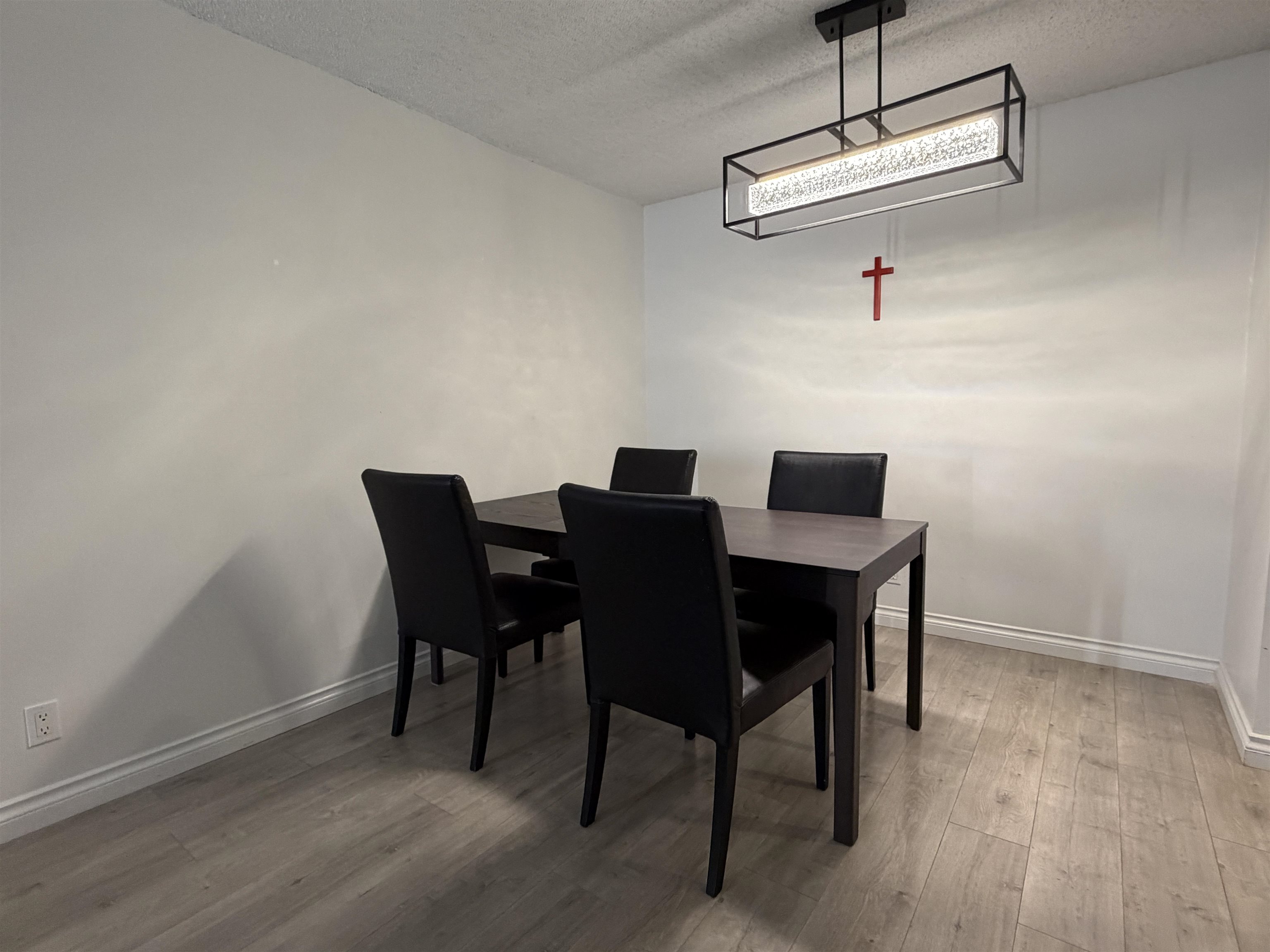233 8460 LANSDOWNE ROAD, R3125353, BC,