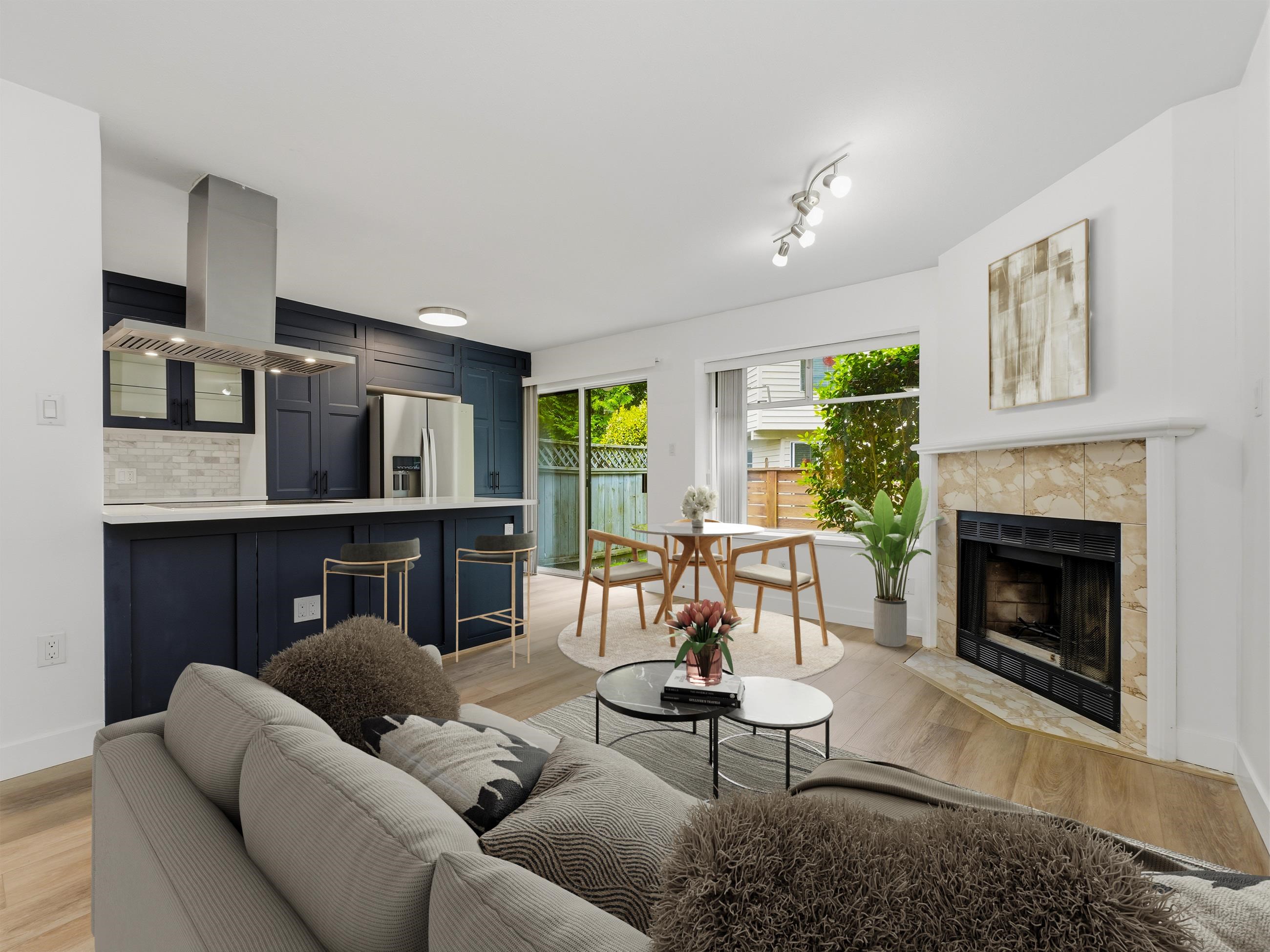 3 7691 MOFFATT ROAD, R3125418, BC,