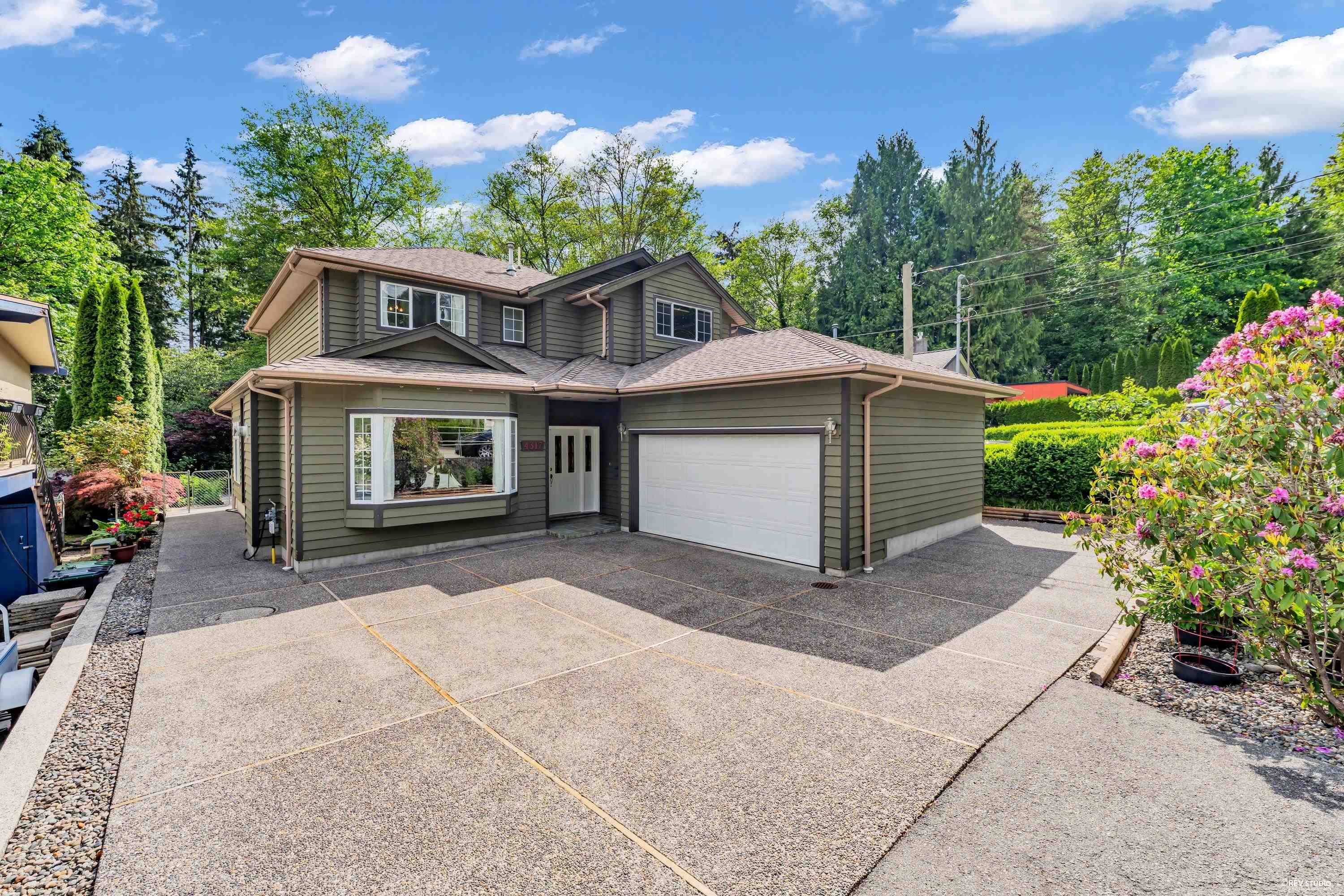 4317 CLIFFMONT ROAD, North Vancouver BC V7G 1J6, R3125558, BC,