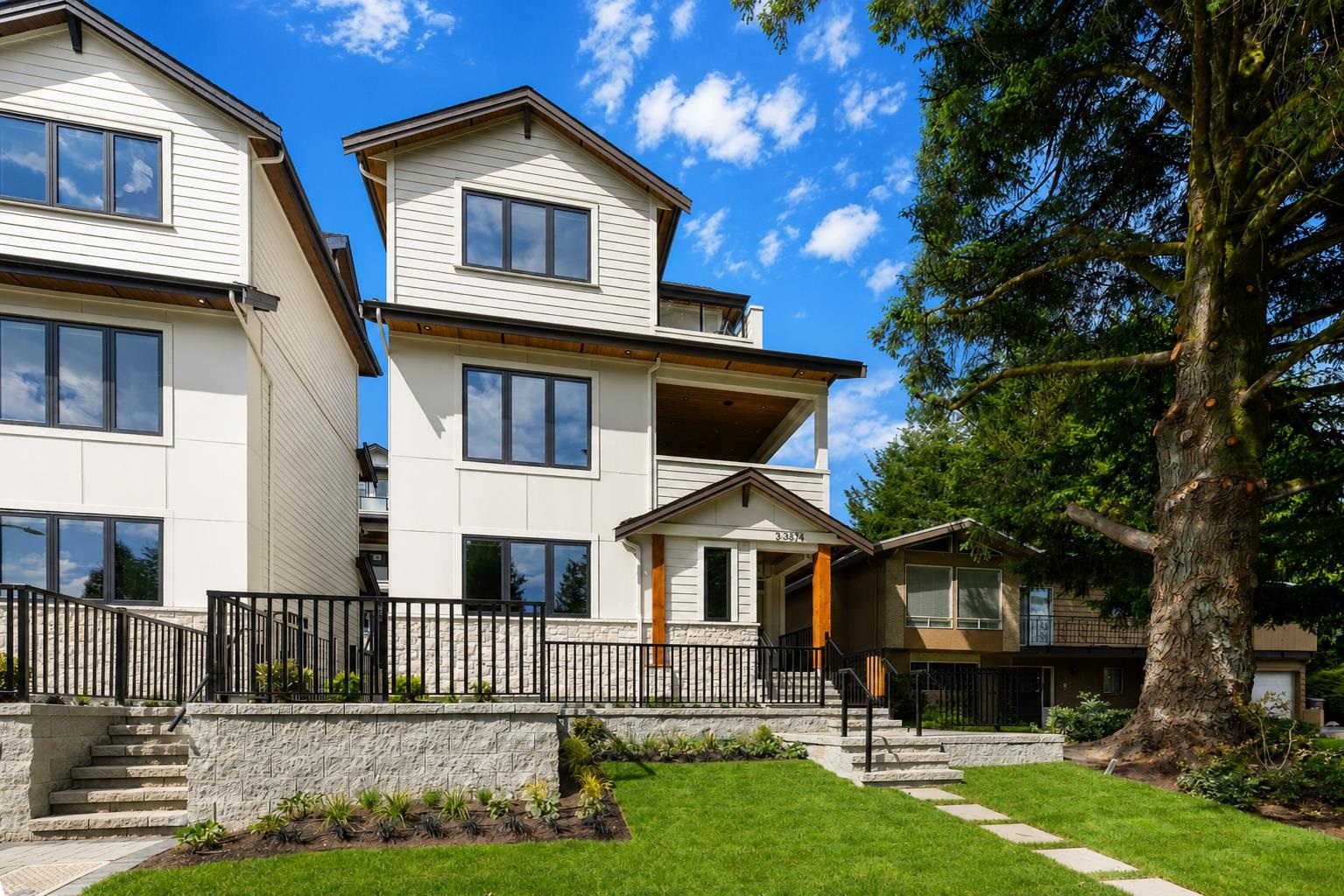 2 3874 WINLAKE CRESCENT, R3126022, BC,