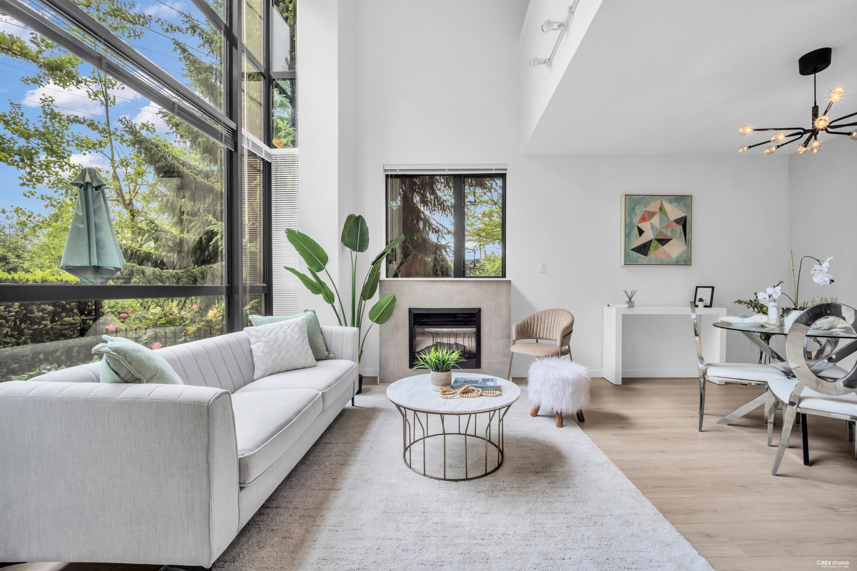6 4178 DAWSON STREET, R3126118, BC,
