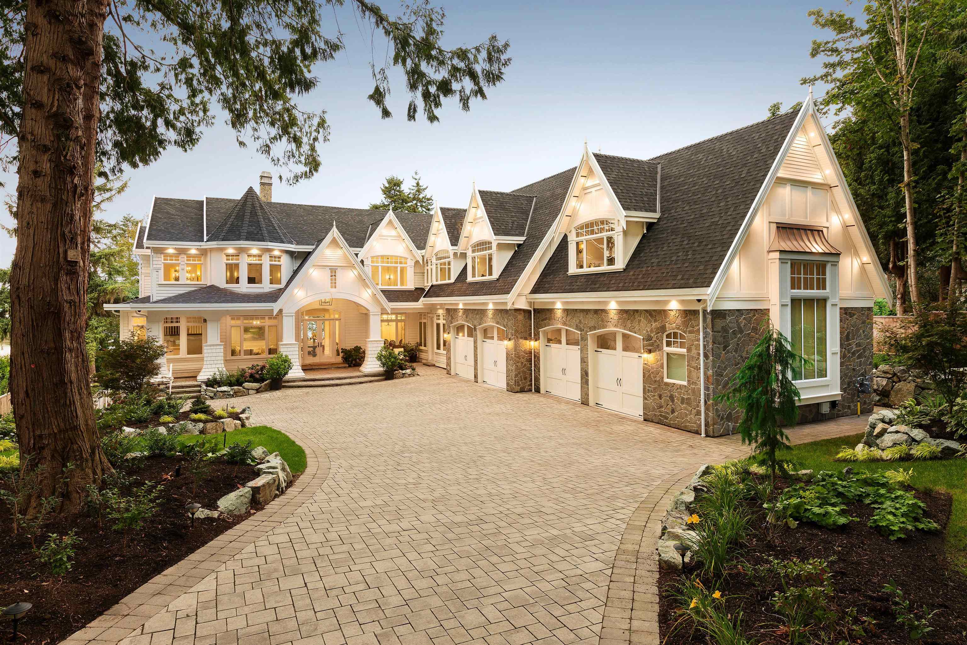 12603 CRESCENT ROAD, Surrey BC V4A 2V4, R3126516, BC,