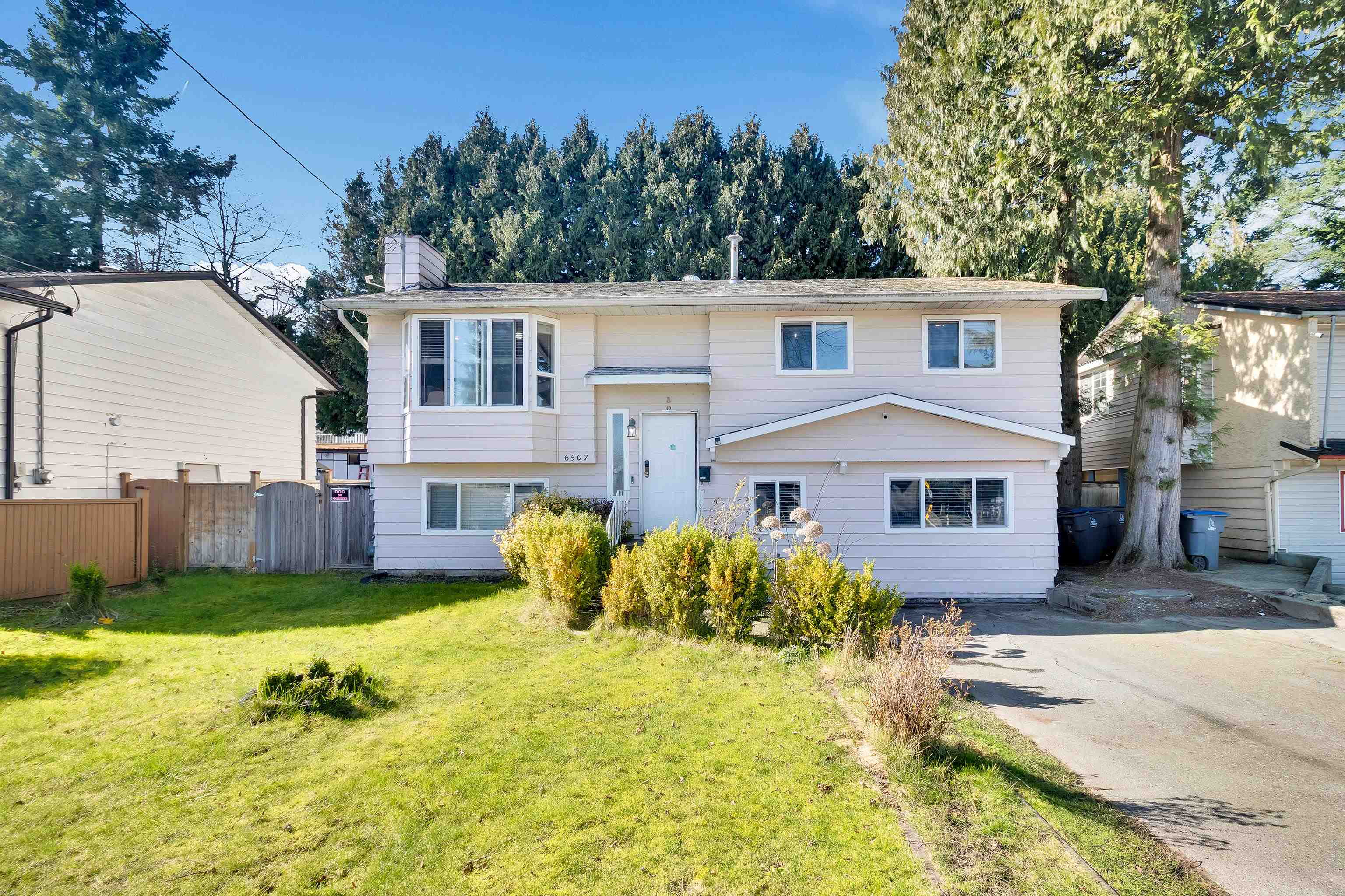 6507 134 STREET, Surrey BC V3W 4S1, R3126541, BC,