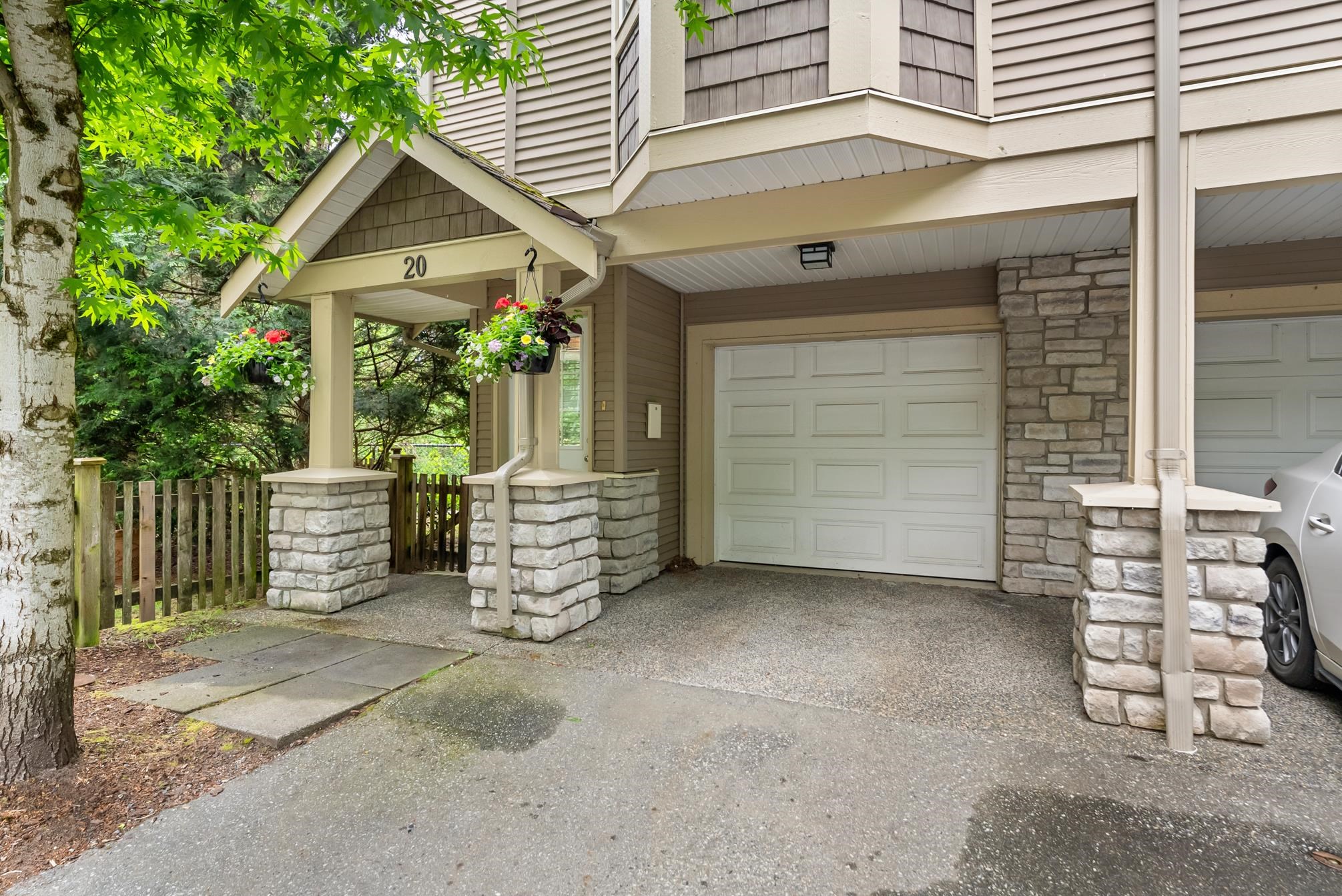20 33321 GEORGE FERGUSON WAY, R3126717, BC,