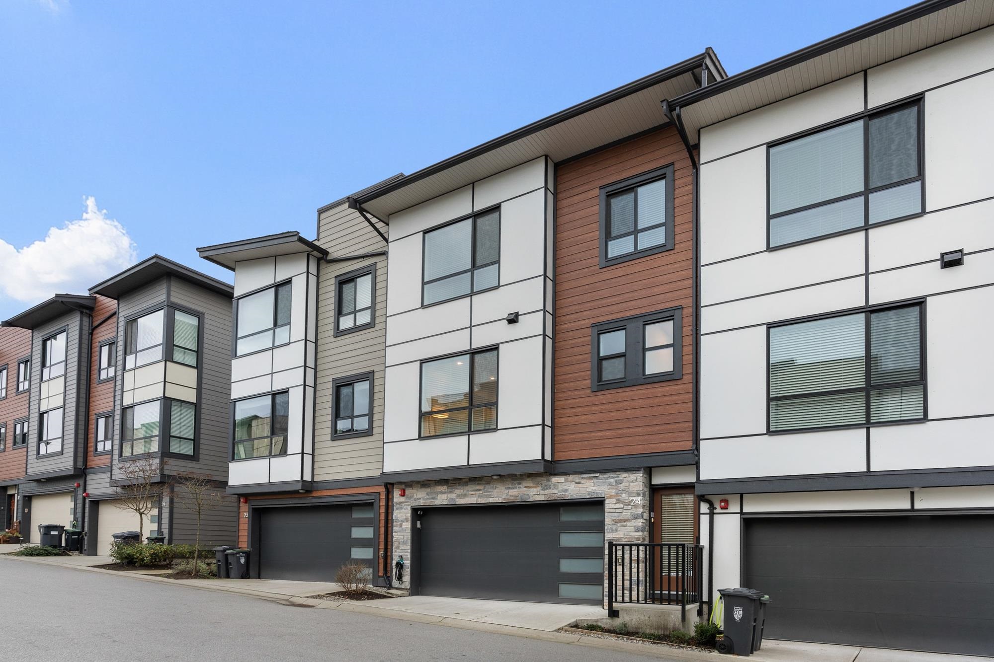 24 20150 81 AVENUE, R3126871, BC,