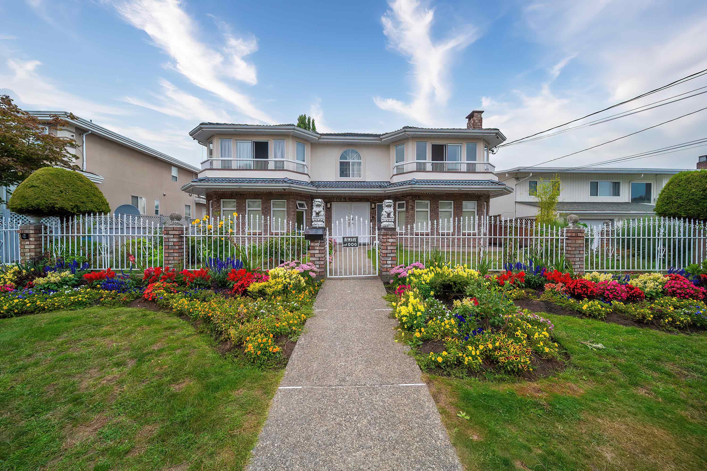 5091 SIDLEY STREET, Burnaby BC V5J 1T6, R3127014, BC,