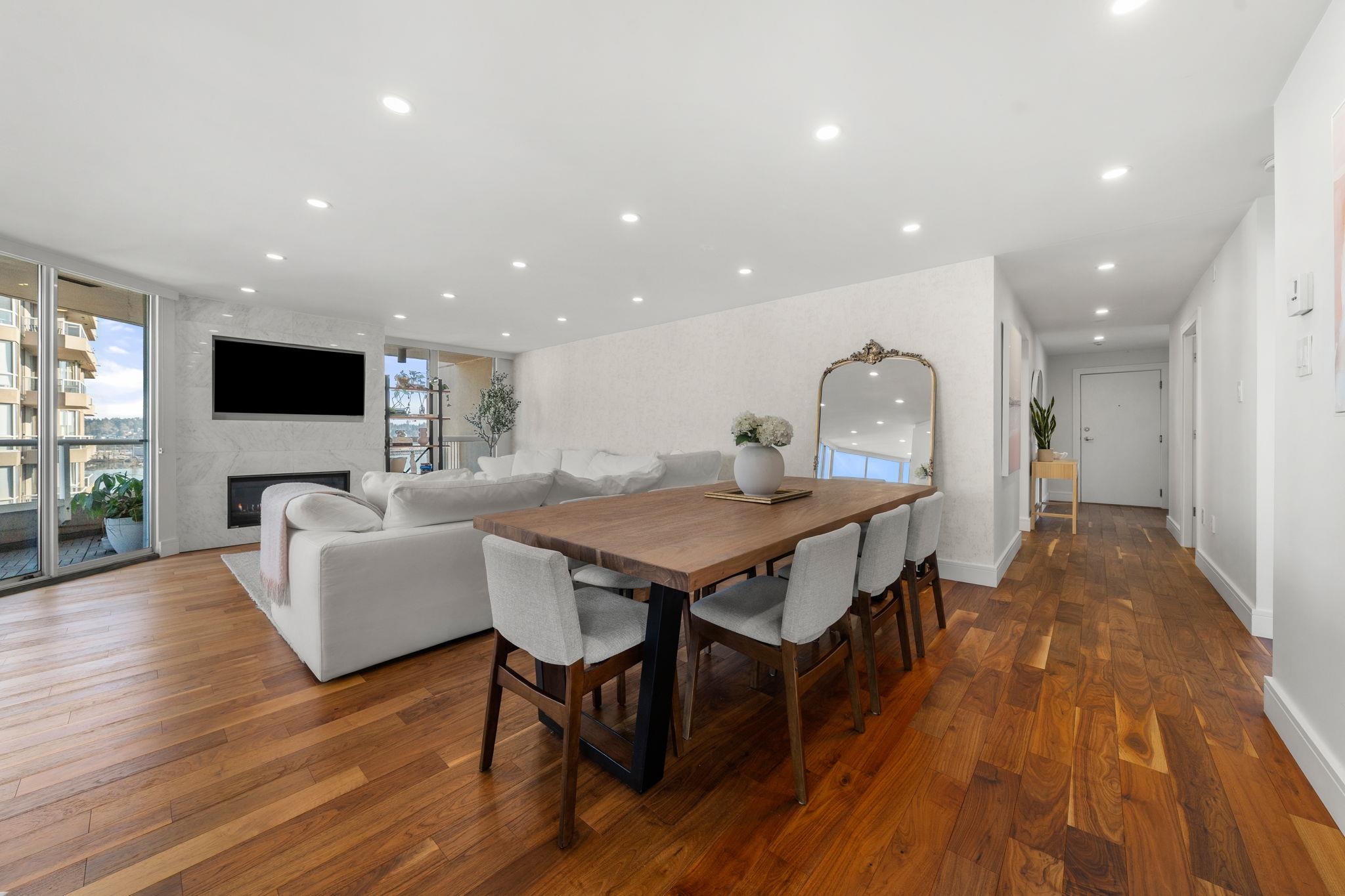 1704 1245 QUAYSIDE DRIVE, R3127049, BC,